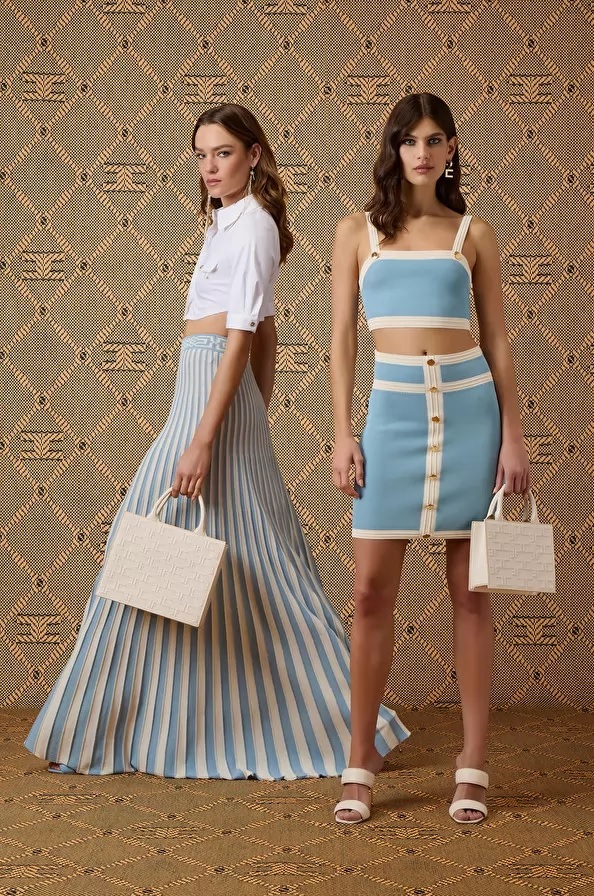 37.Elisabetta Franchi 滾邊雙色金釦窄裙 (天藍)