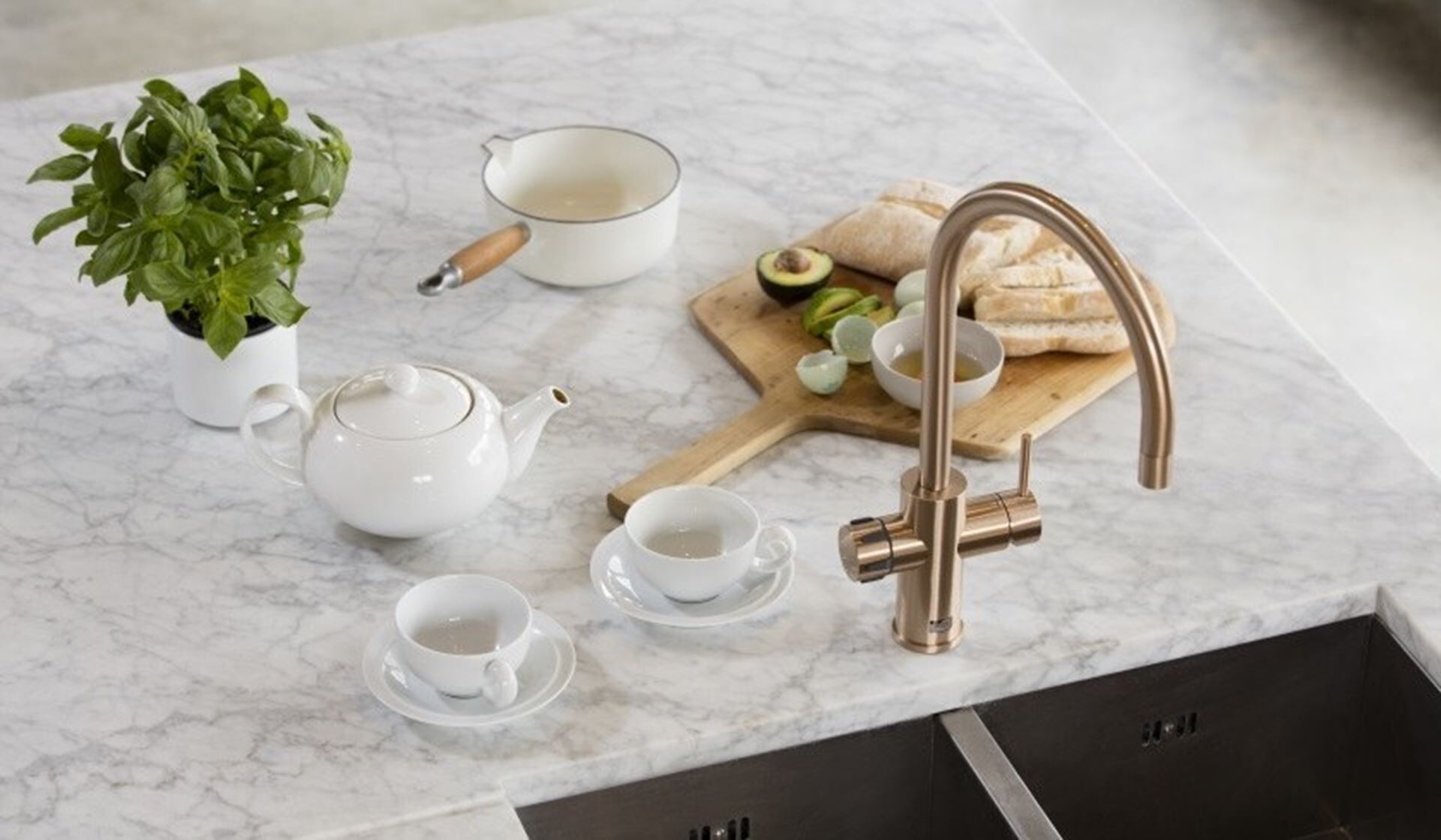 Zip Water 一鍵即出100°C滾水沖泡新春茶葉示範