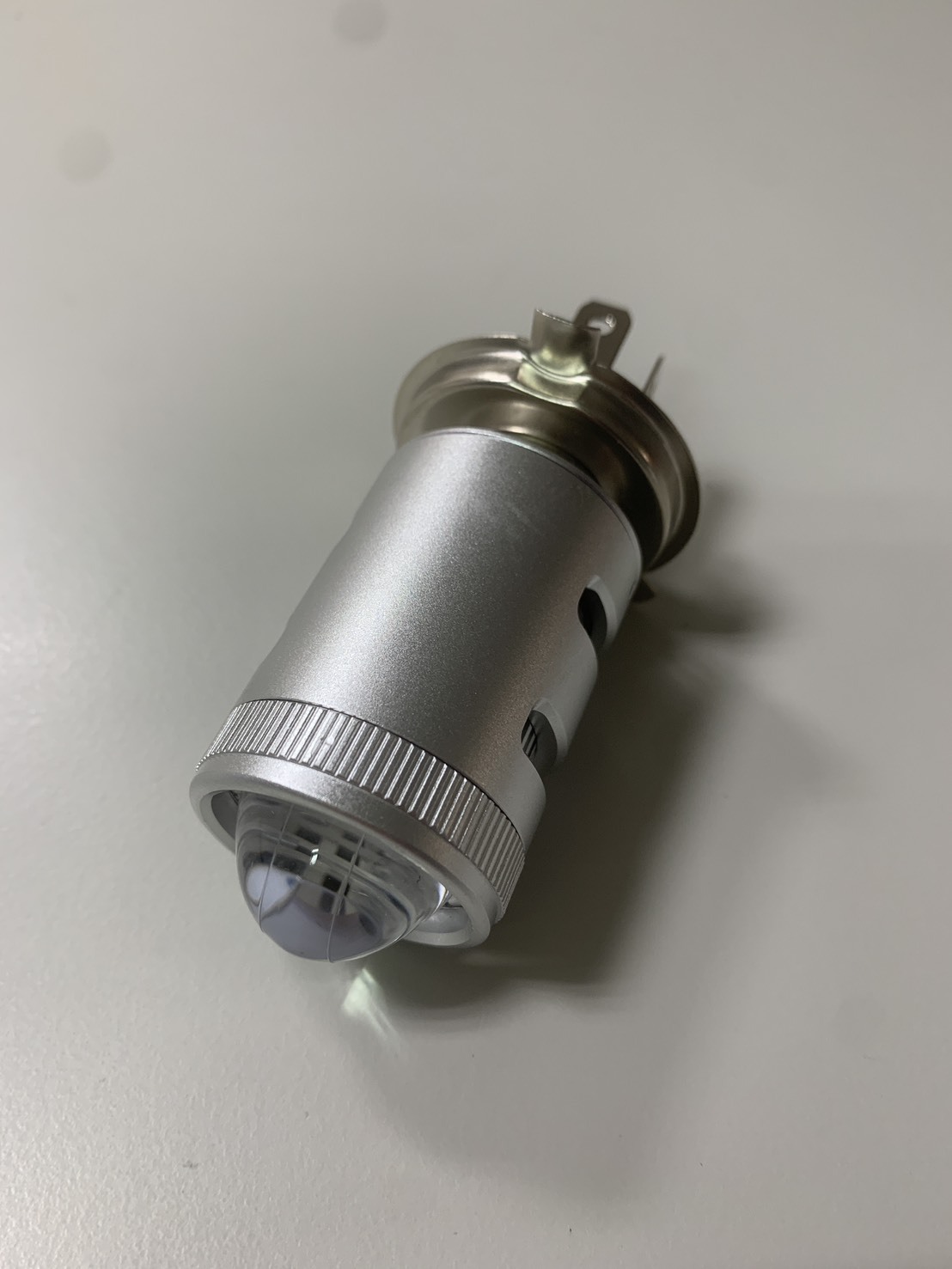 【庫存出清】H4 HS1 H17 小魚眼 LED 白光 保固七天