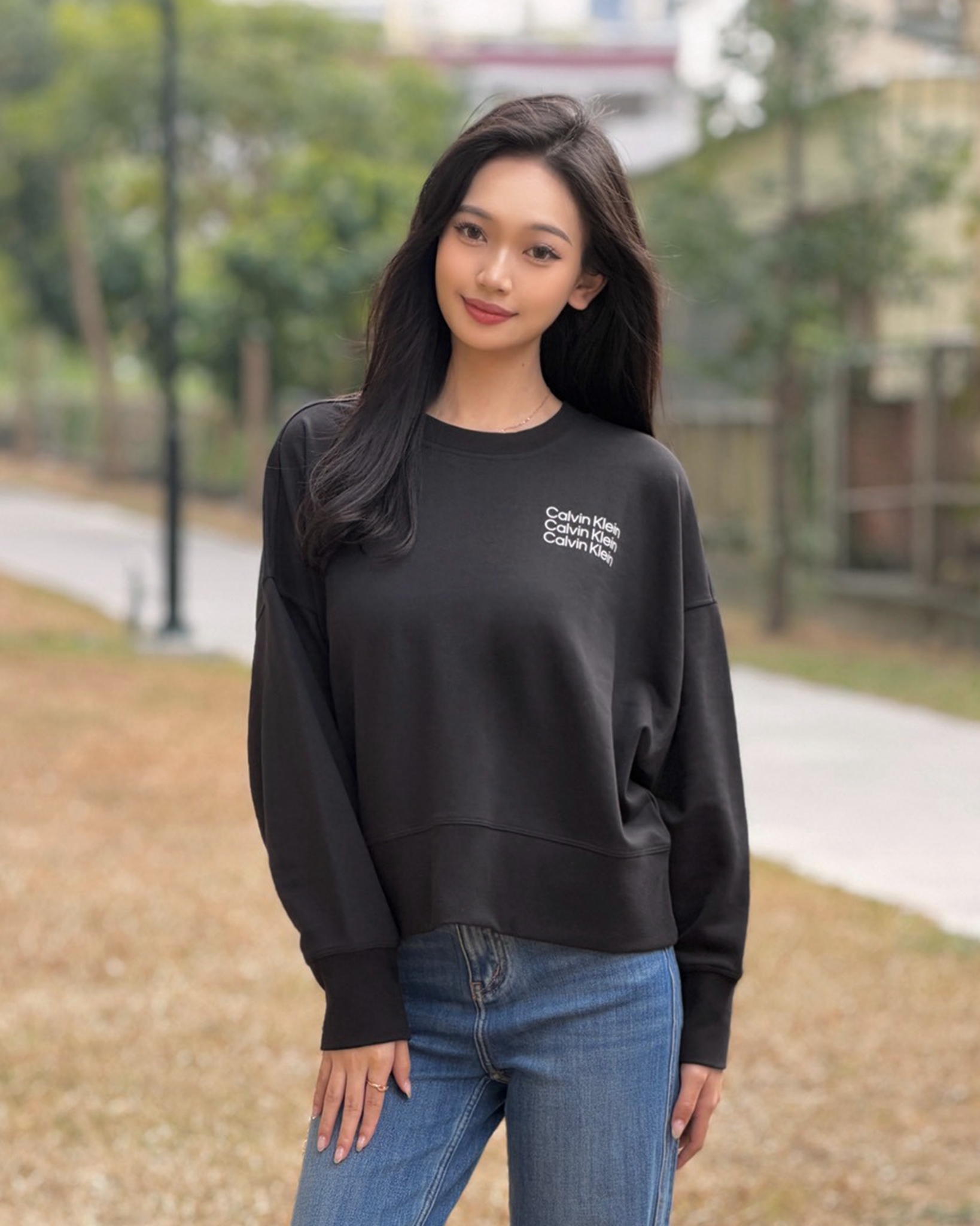 Calvin Klein CK 女款 側邊疊字 大學T 長袖上衣