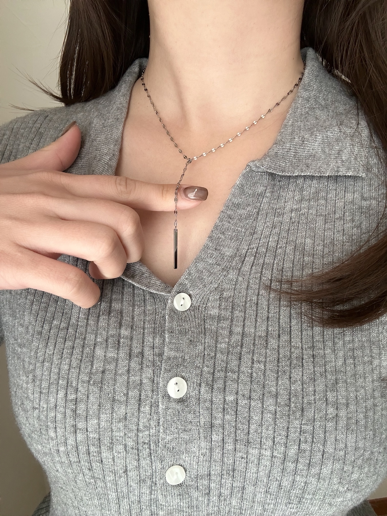 SS hanging long necklace