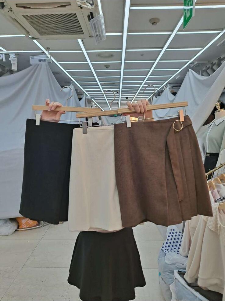 G26 腰27-31.5 HIP39 長17 $369 (一口價)