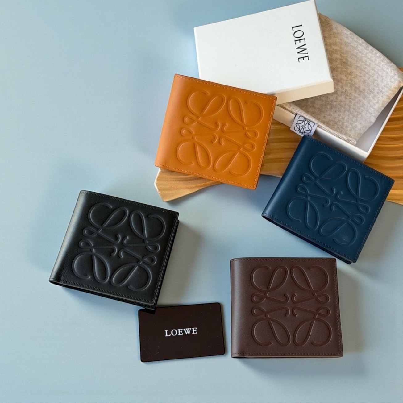 LOEWE Puzzle｜幾何牛皮短銀包