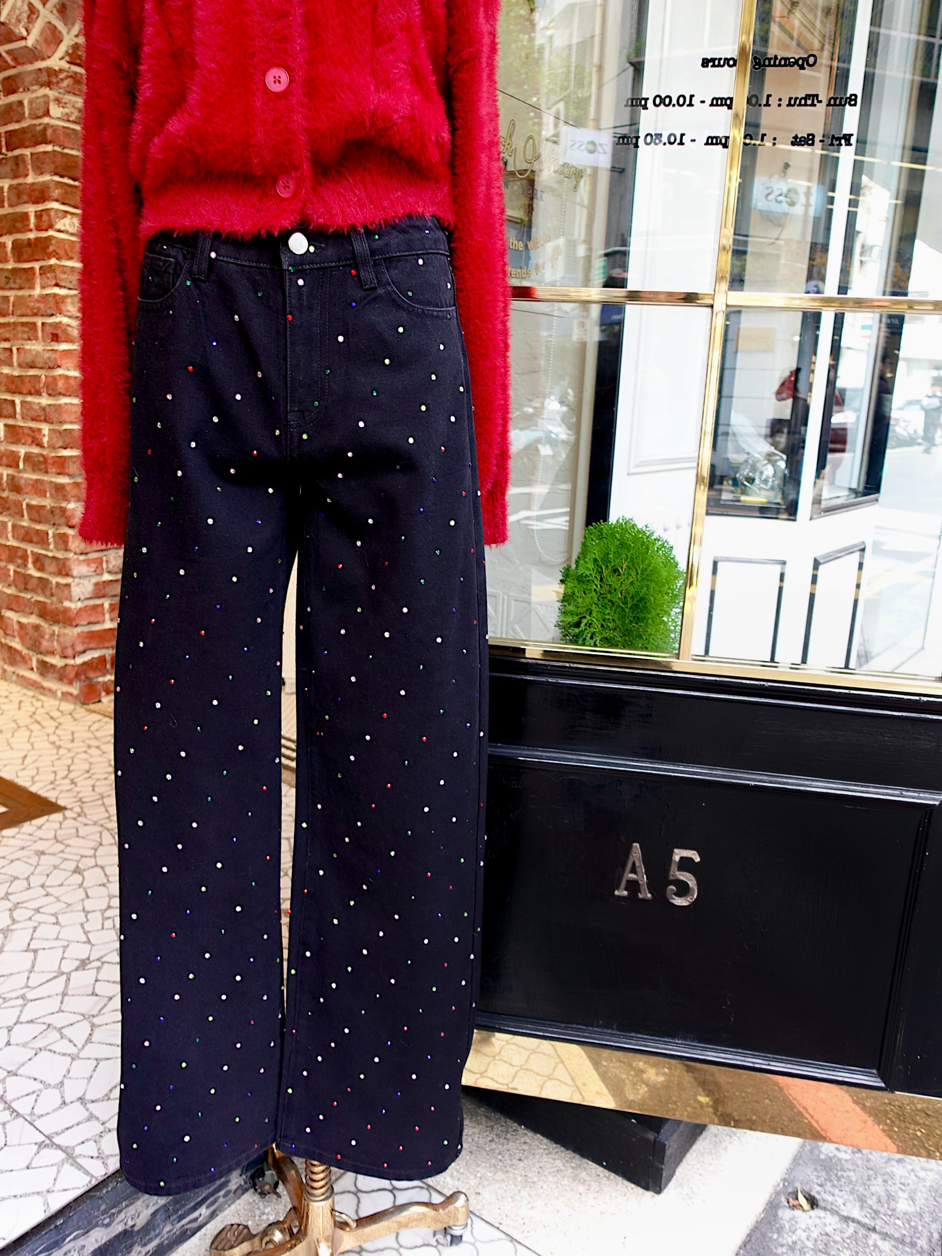 Black Glam黑色單寧彩鑽牛仔寬褲