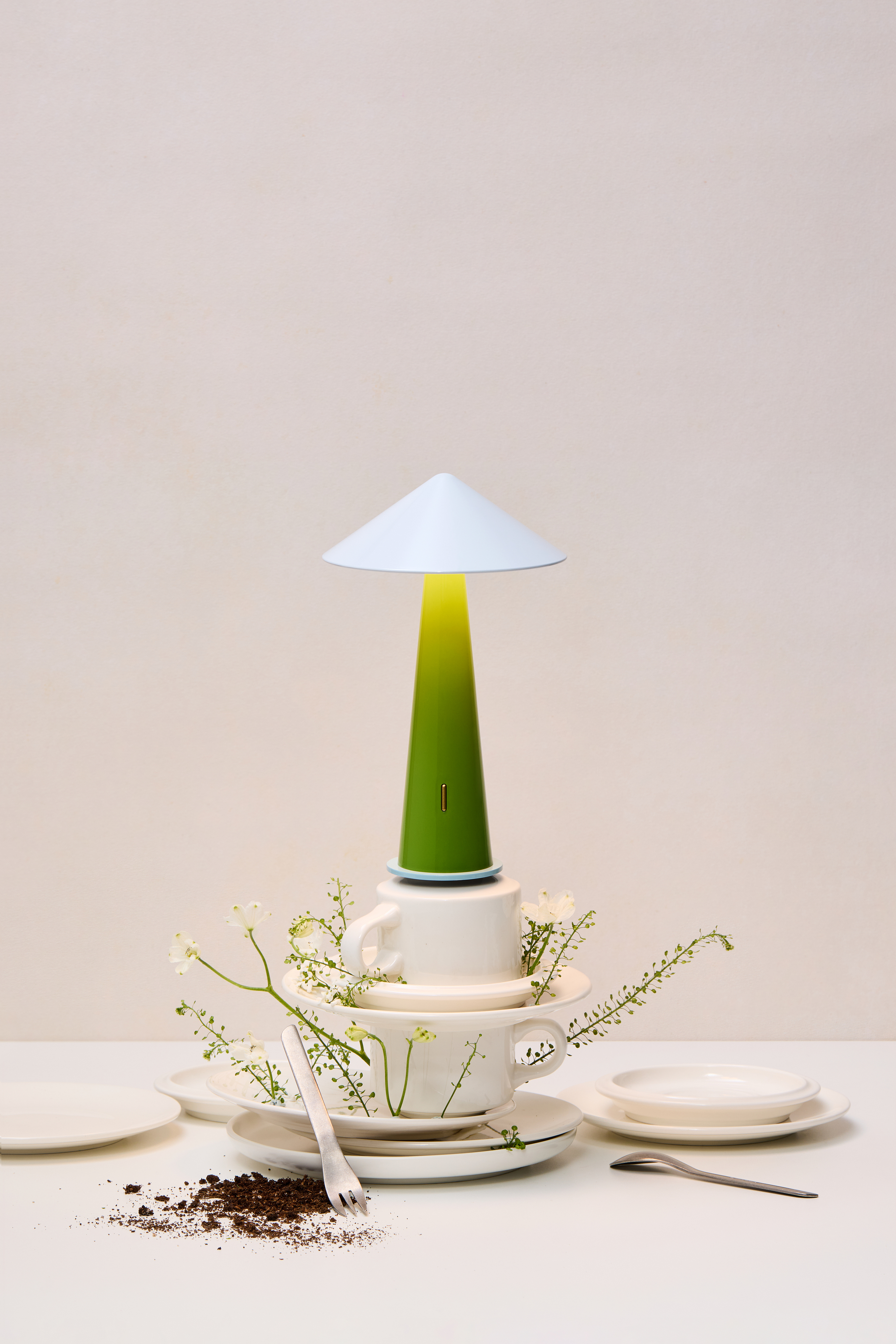 Fine Lumens｜TIPSY 攜帶式蘑菇燈【台灣總代理】