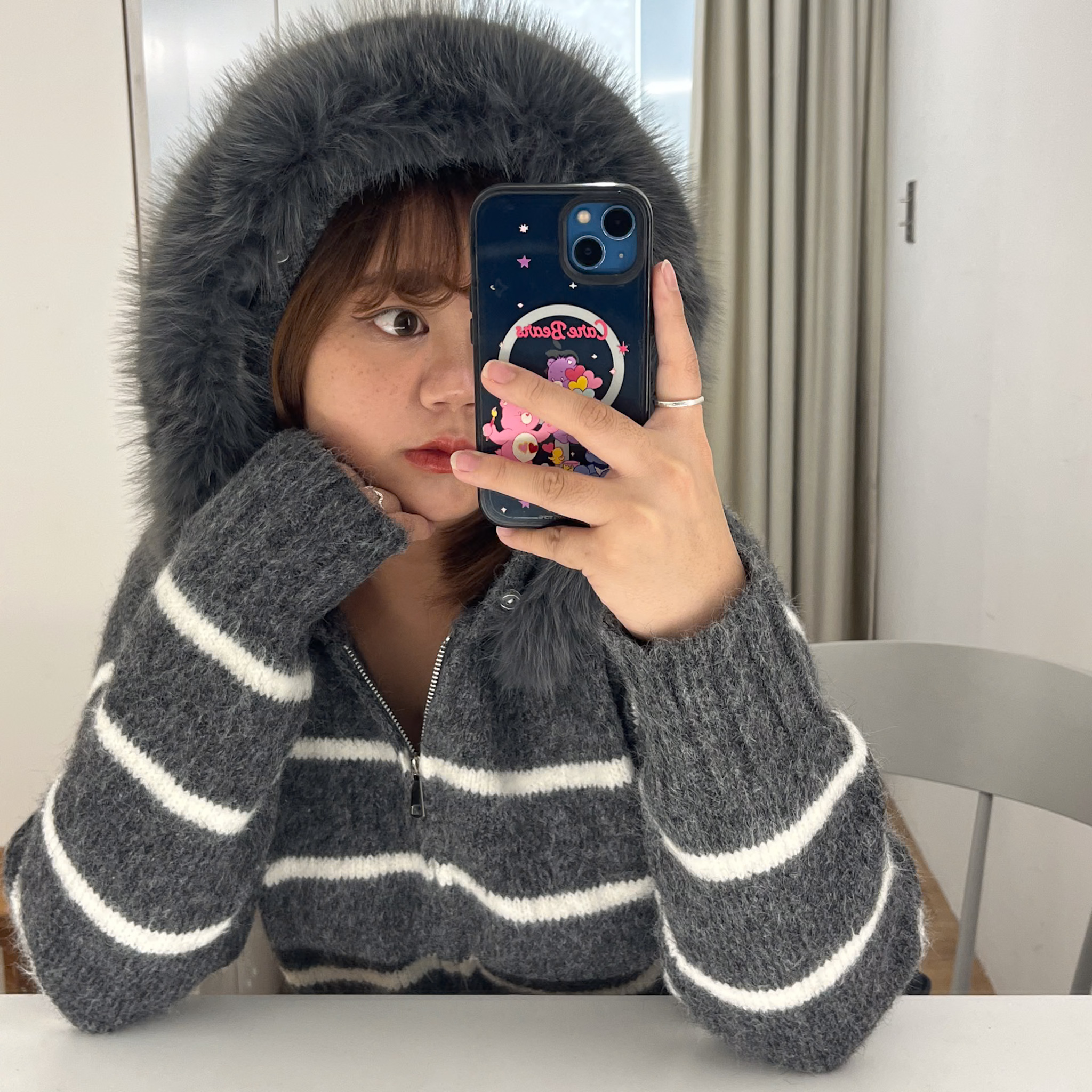 J07 貴氣毛領可拆條紋連帽針織外(灰)