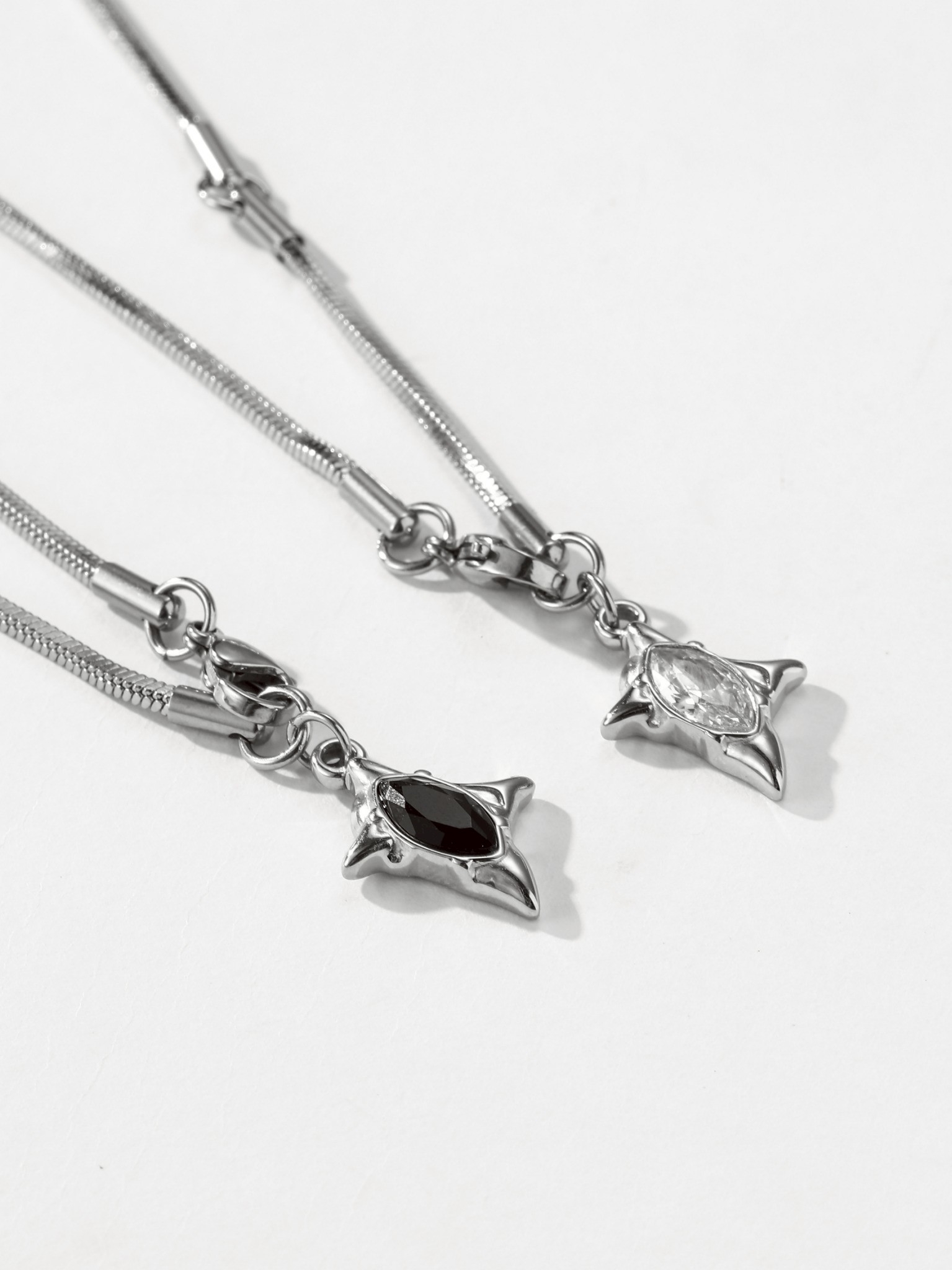 UCDF 雙子星 黑白 鋯石 設計感 項鍊 UCA020