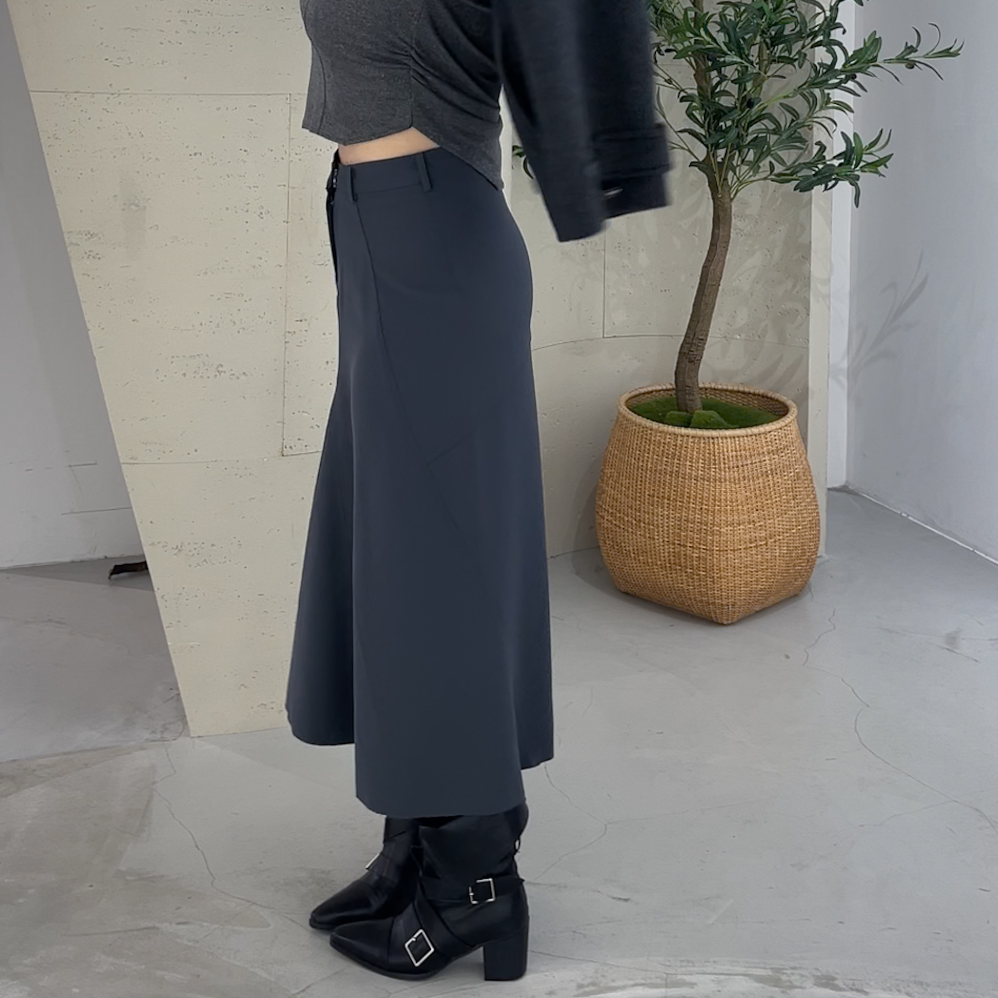 J14 不規則傘擺西料裙(灰藍，SM)