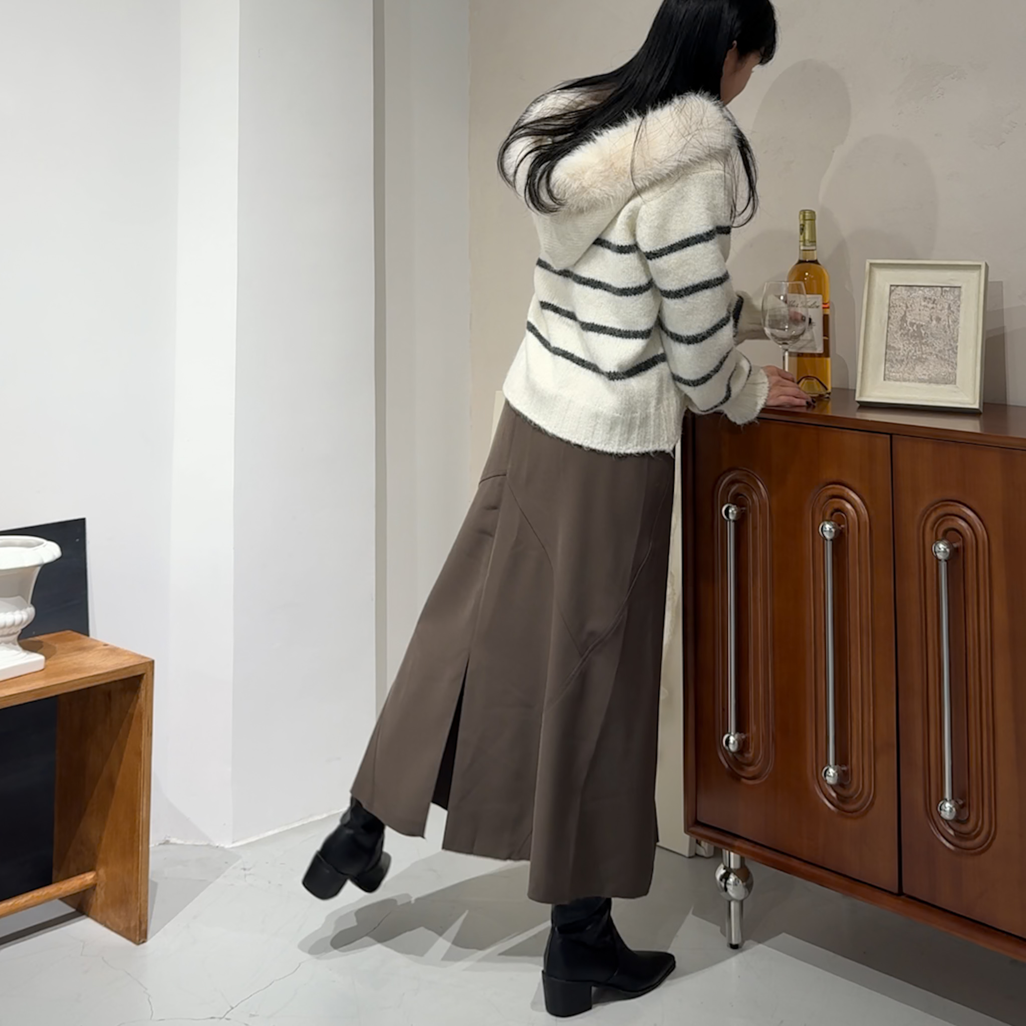 J14 不規則傘擺西料裙(咖，S/M)