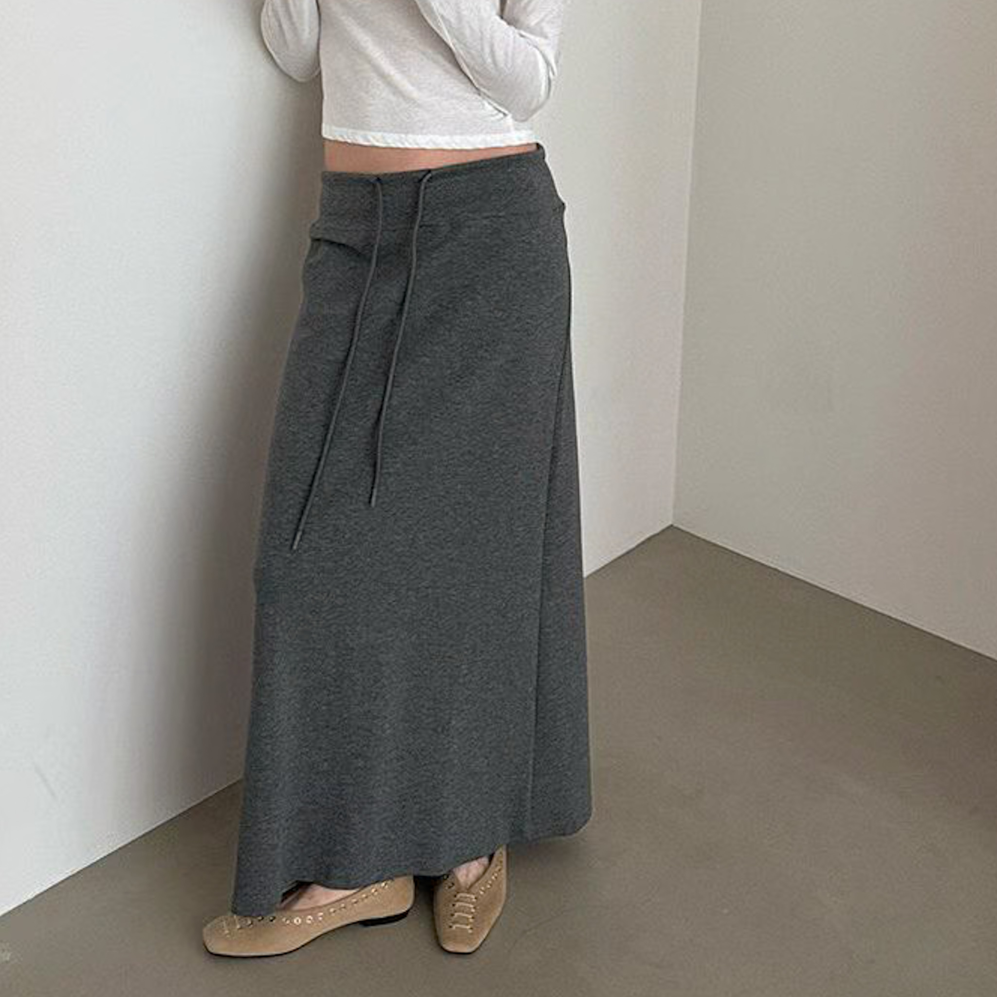 J15 不會出錯挺料素色裙(灰)