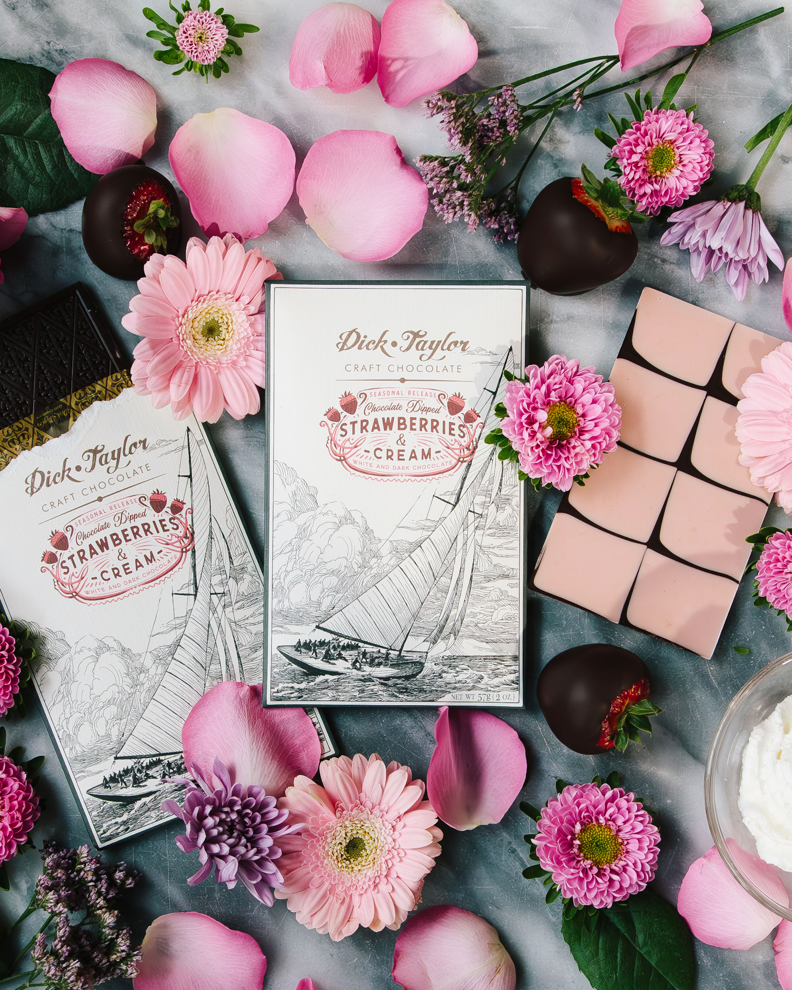 （節日限量版）士多啤梨 & 忌廉 72% 黑朱古力