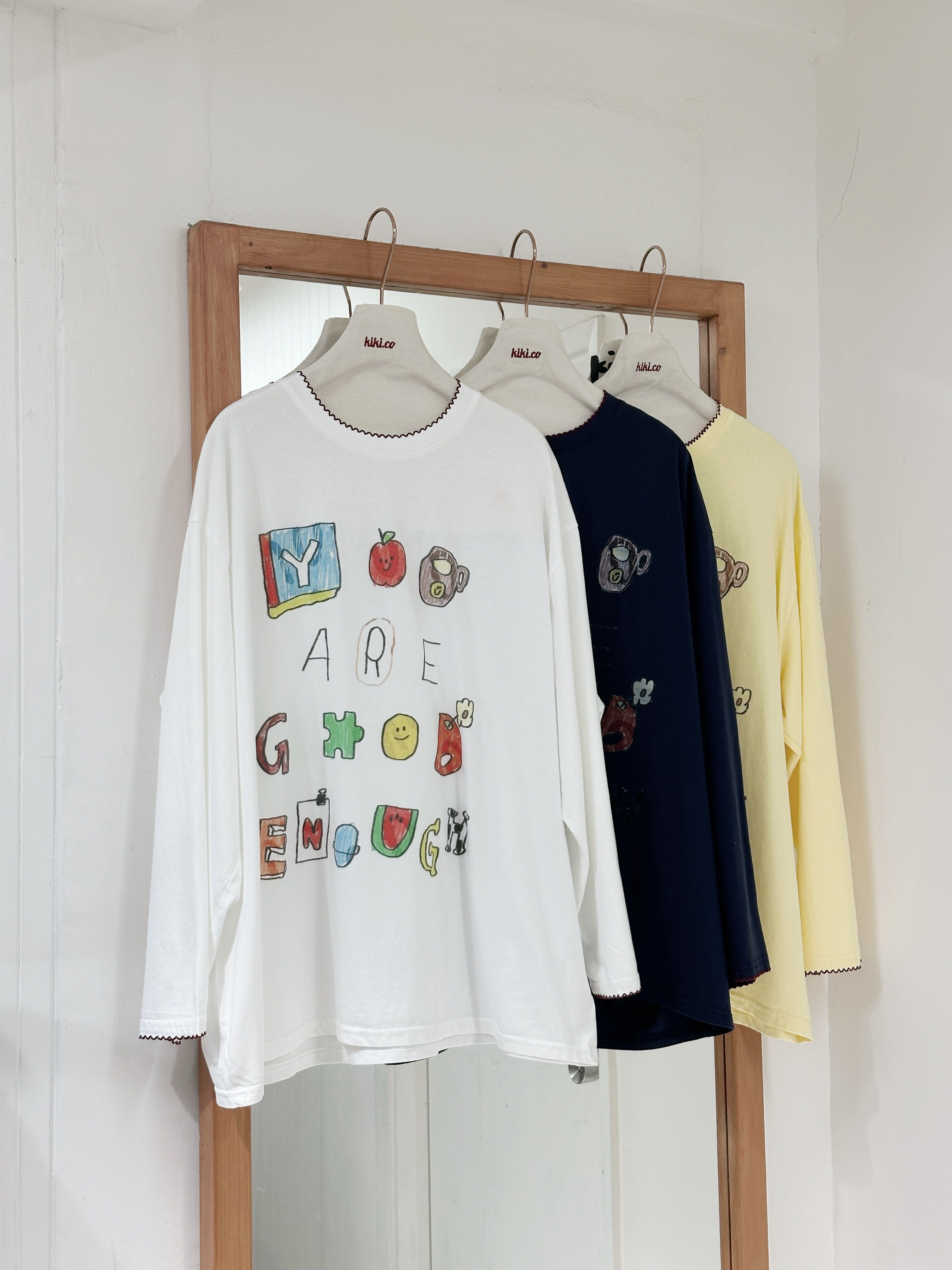 刺繡花邊手繪風長袖Tee