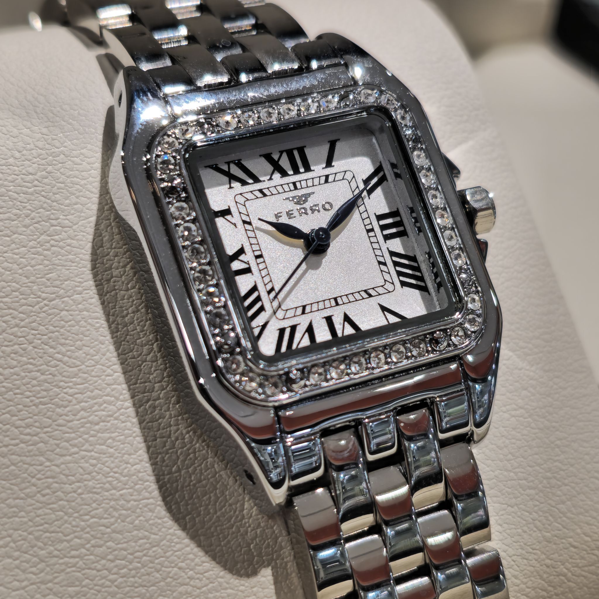 【FERRO 費羅 】FL40112A 晶鑽錶圈 羅馬數字時標 防水30米 小錶鏡 雙色不鏽鋼 女款 手錶