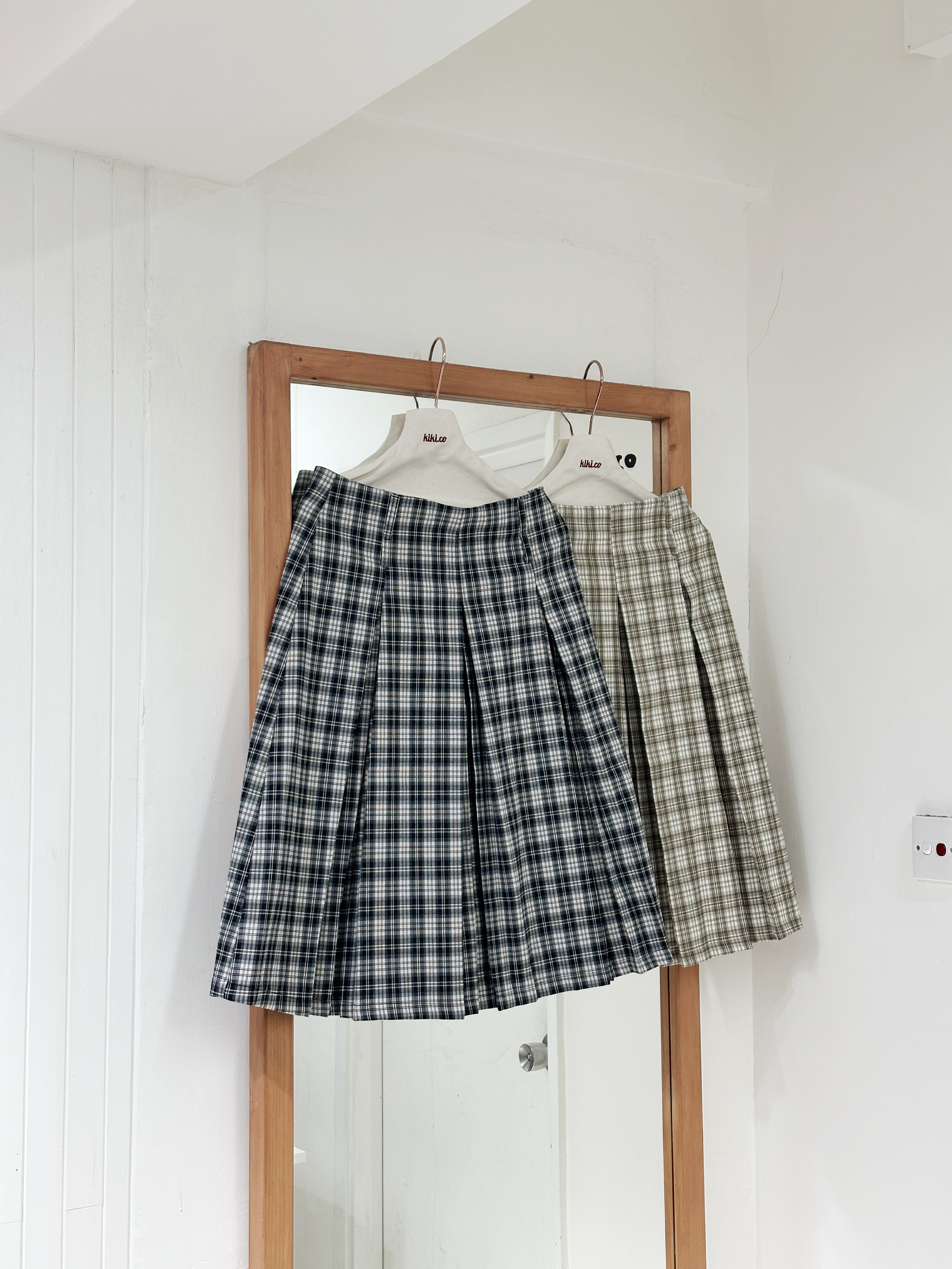 復古格紋拉鍊中長百褶半裙