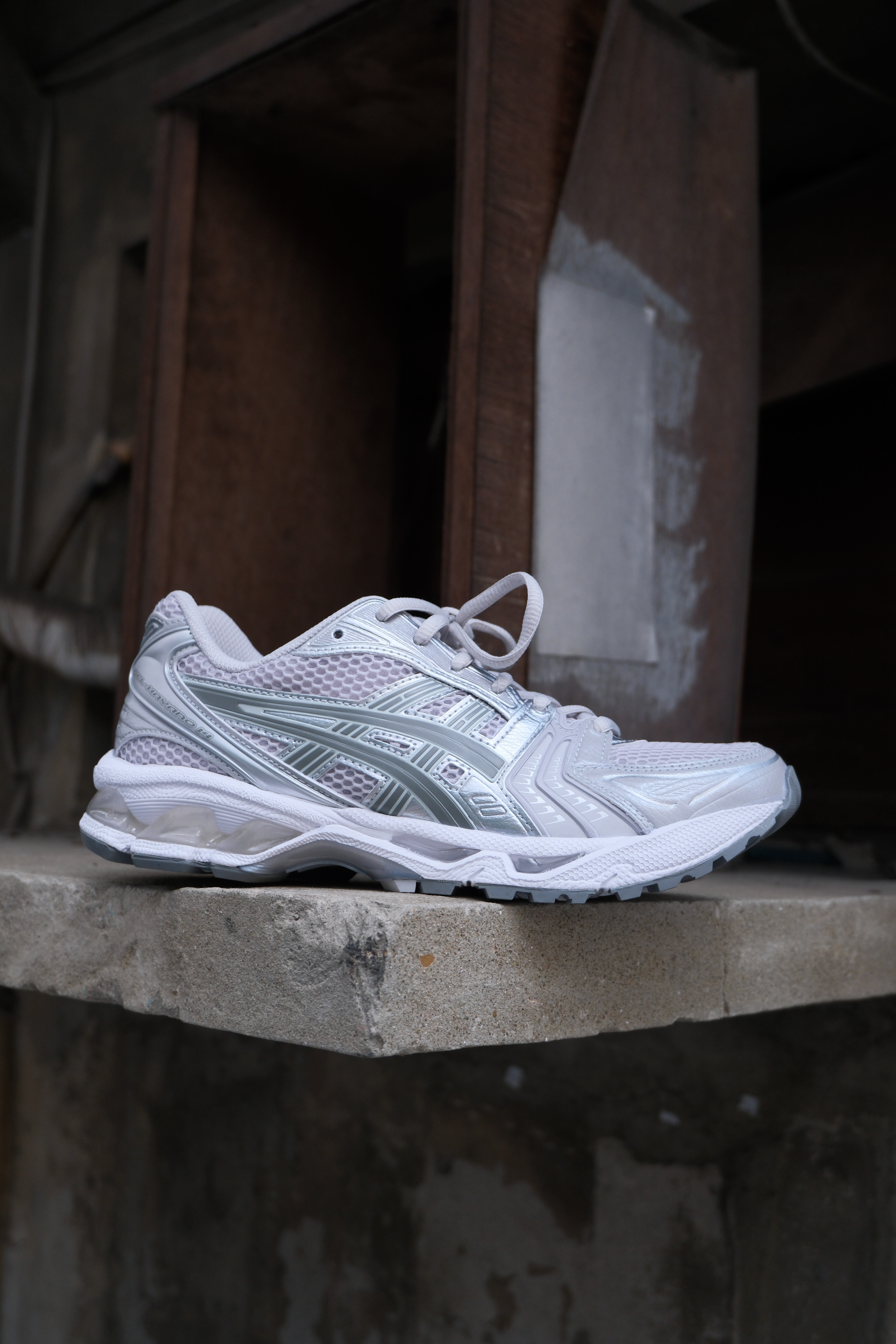 Asics 亞瑟士 Kayano 14 銀灰 液態銀 1202A056-021