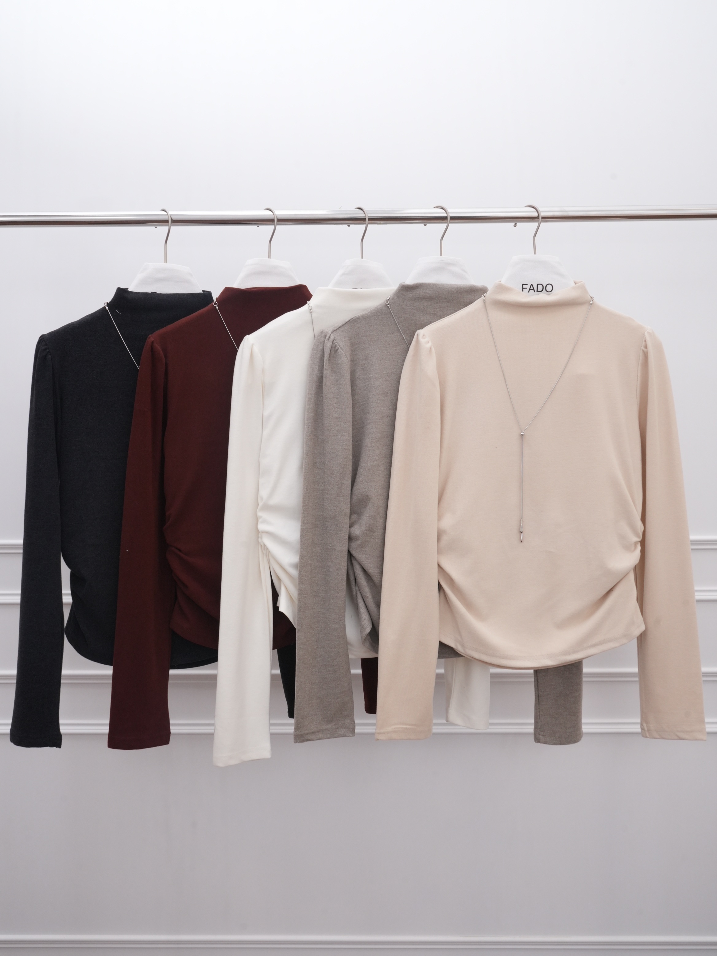 法朵Fado Shop｜附項鍊側抓皺微立領羊絨衫 0114037 五色