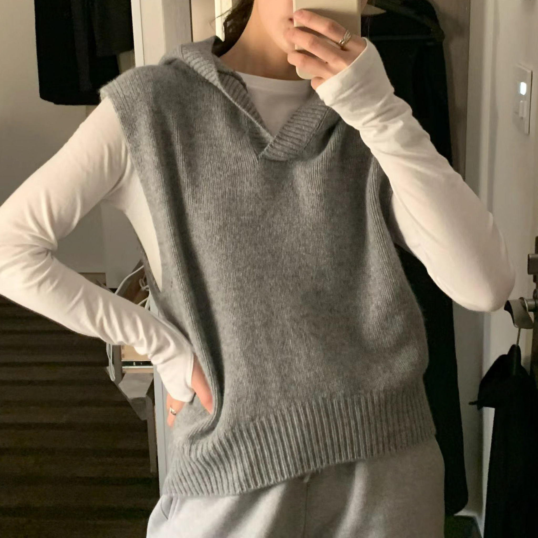 J24 隨便搭都俏皮可愛的連帽羊毛背心(灰)