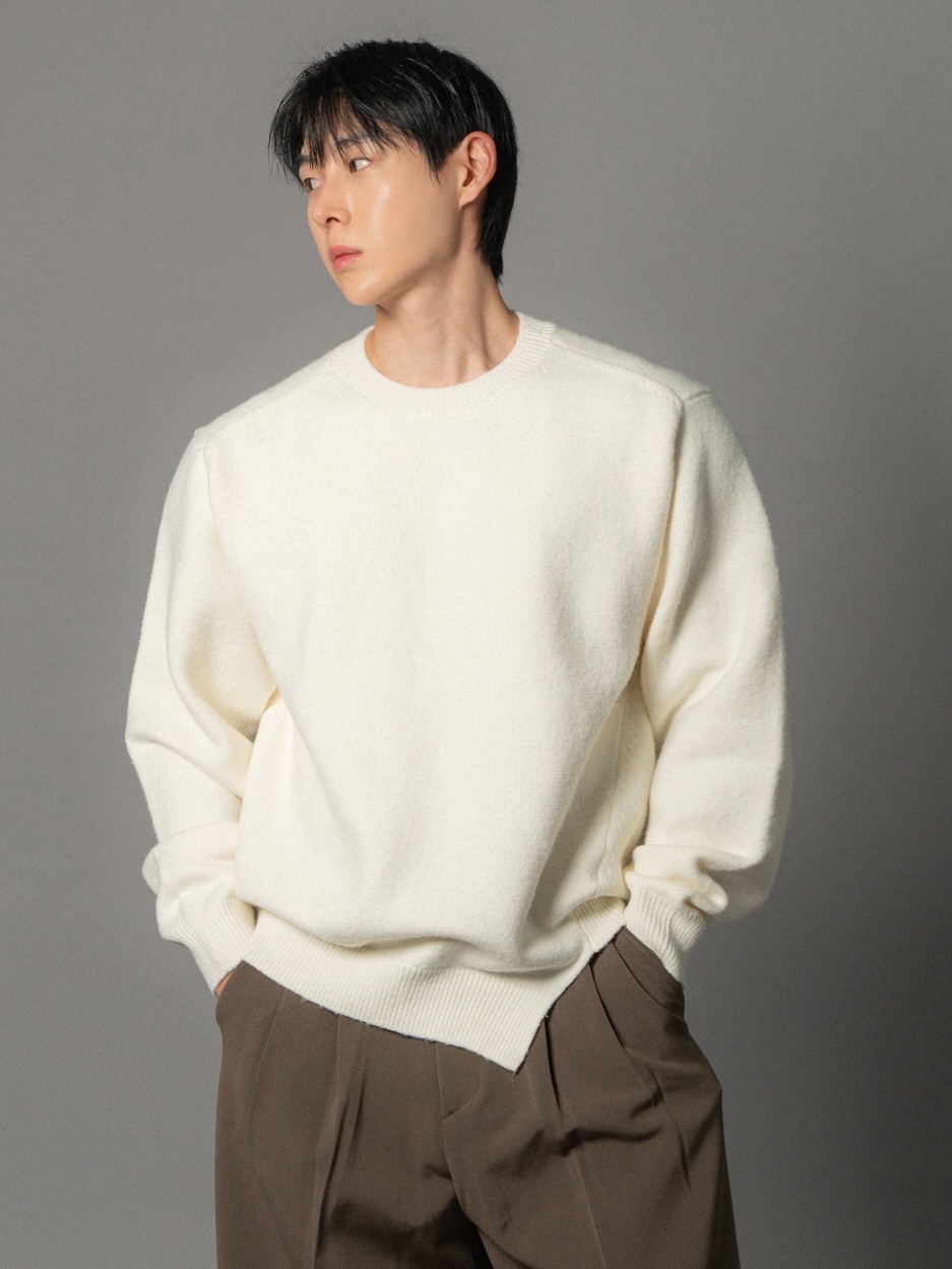 不對稱短款針織衫