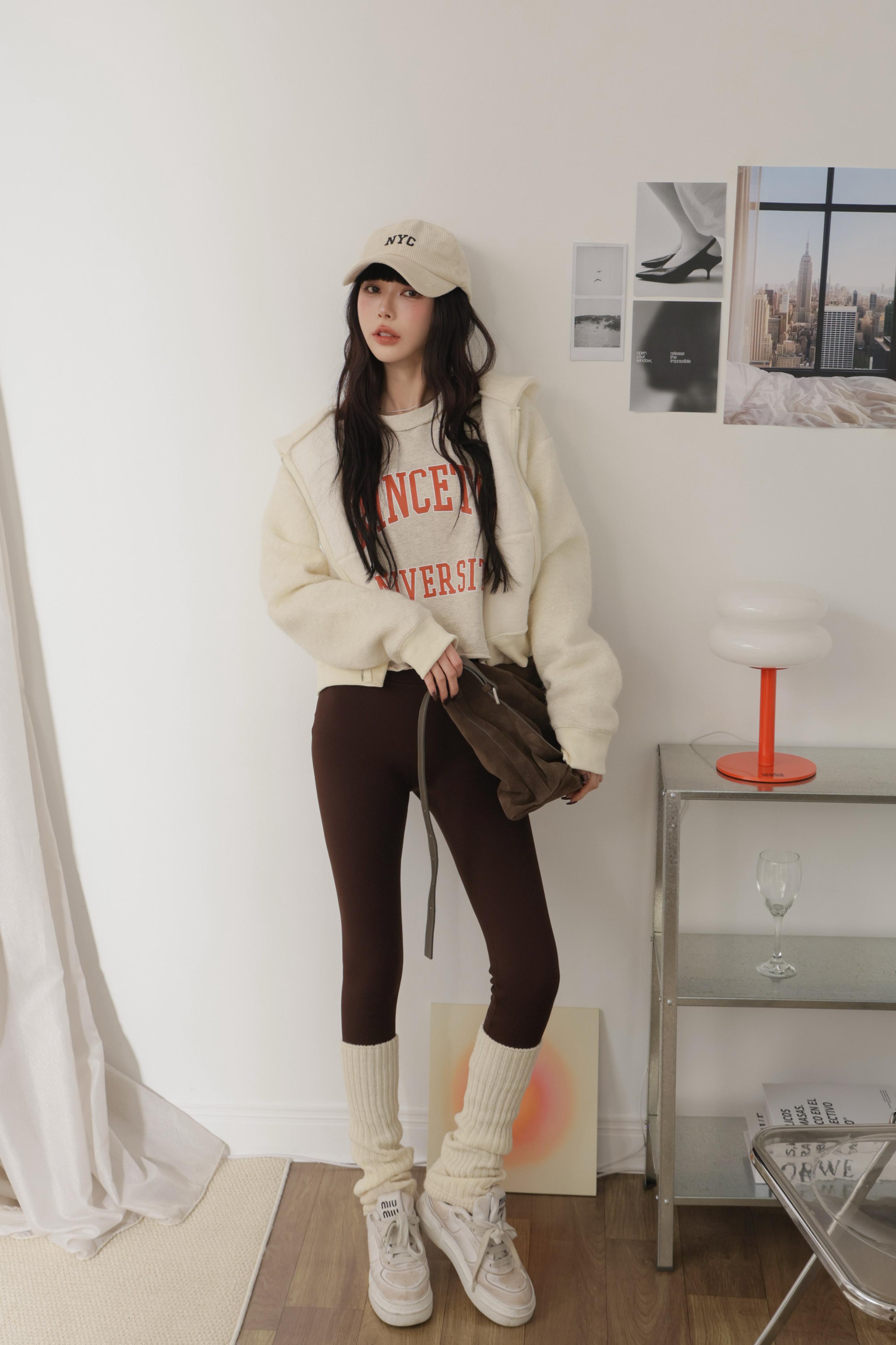 （現貨）撞色字母短版衛衣 L17