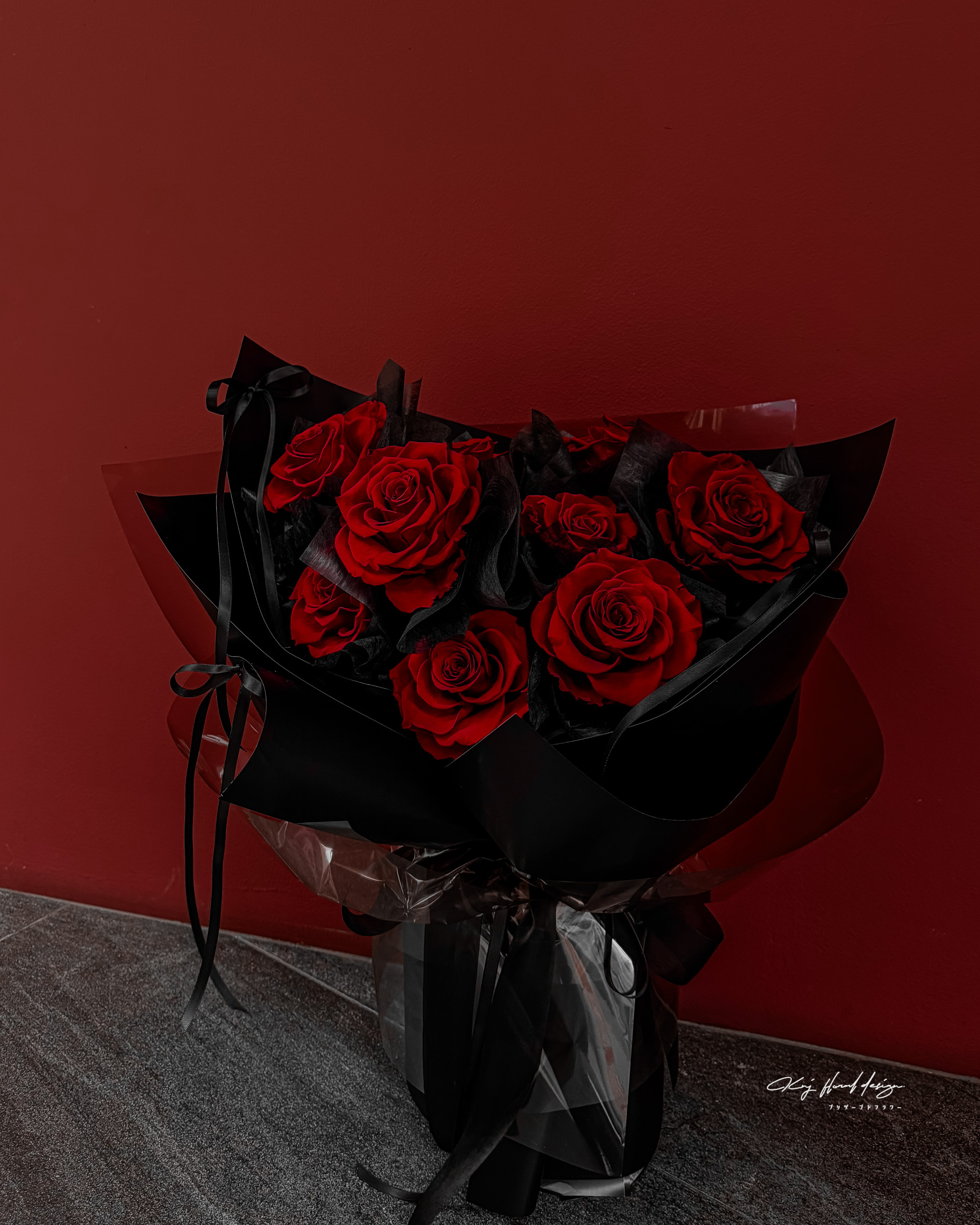 永恆餘燼．頂級九朵永生玫瑰花束