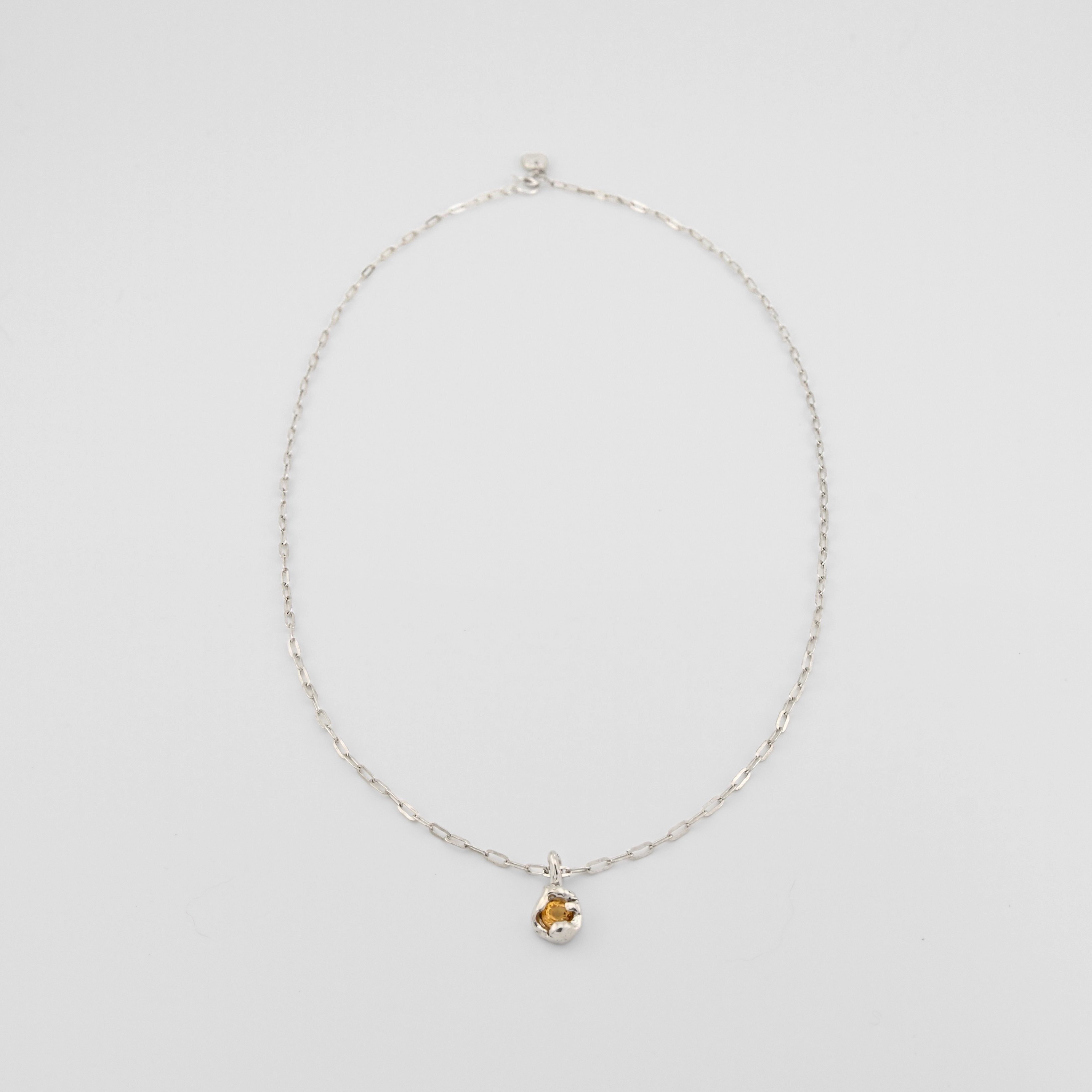 livvvvil  汨 11 NECKLACE  YELLOW