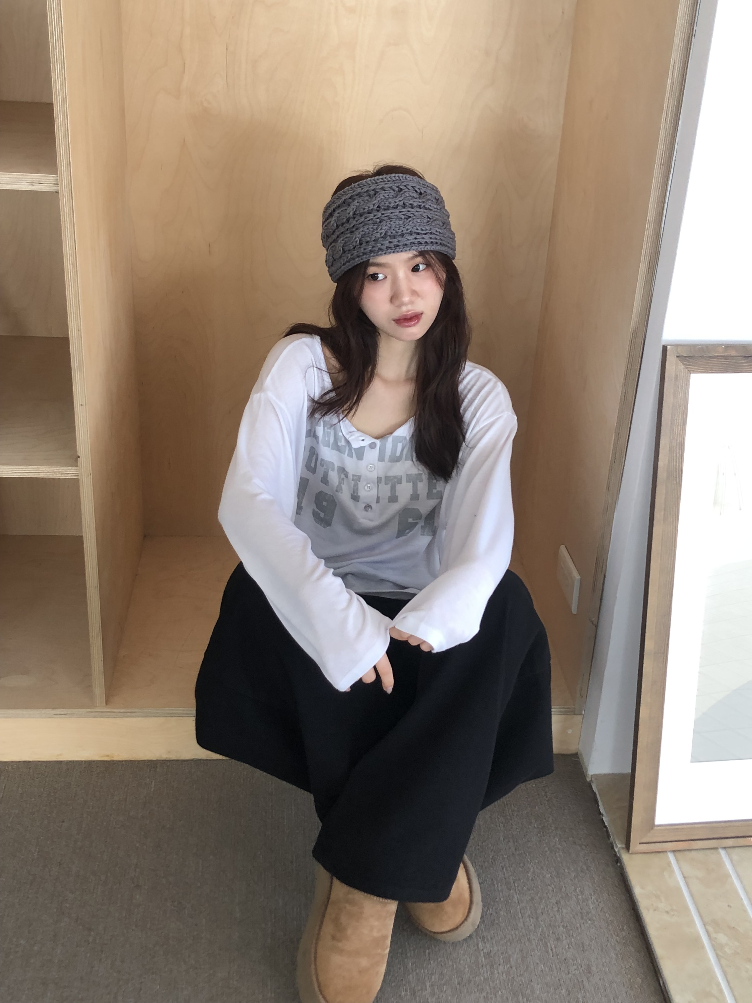 Out Loose Snap Long-Sleeve Tee #上衣