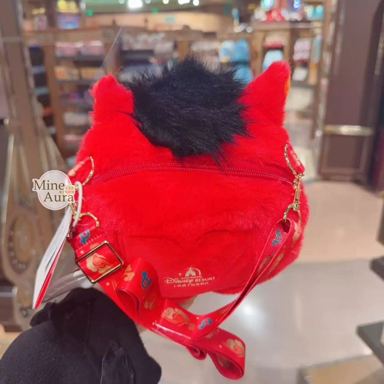 2026 新春 馬年系列 高飛狗 Goofy 絨毛 大頭造型 斜背包 -上海迪士尼樂園