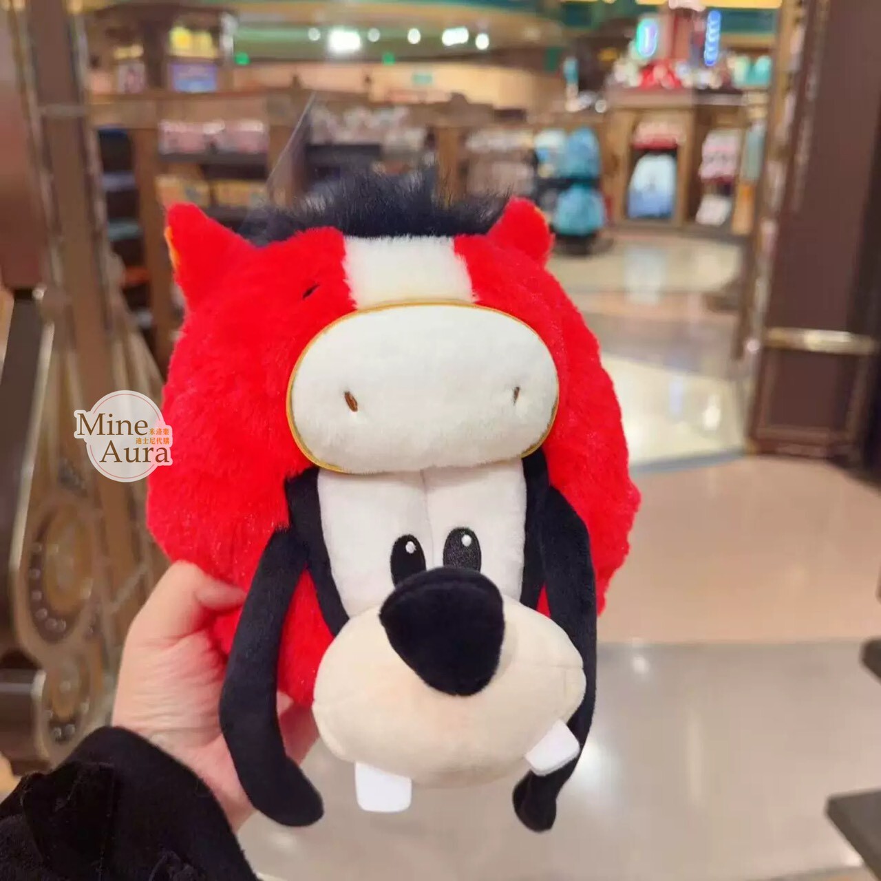 2026 新春 馬年系列 高飛狗 Goofy 絨毛 大頭造型 斜背包 -上海迪士尼樂園