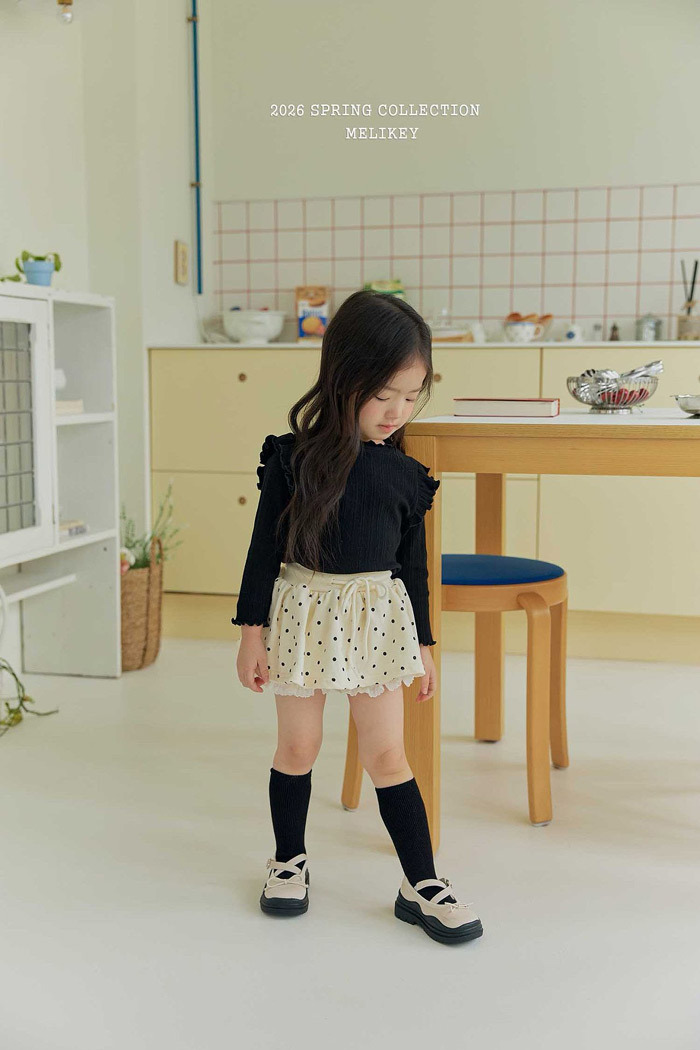 正韓春Melikey 兩色經典飛袖上衣