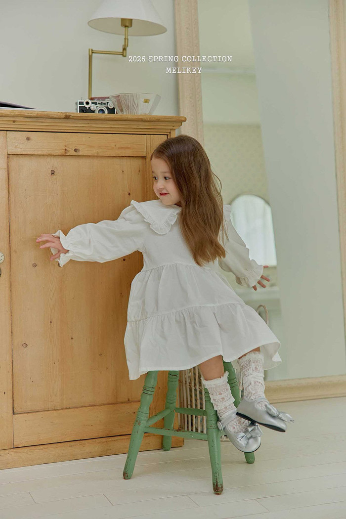 正韓春Melikey 優雅女孩花邊洋裝