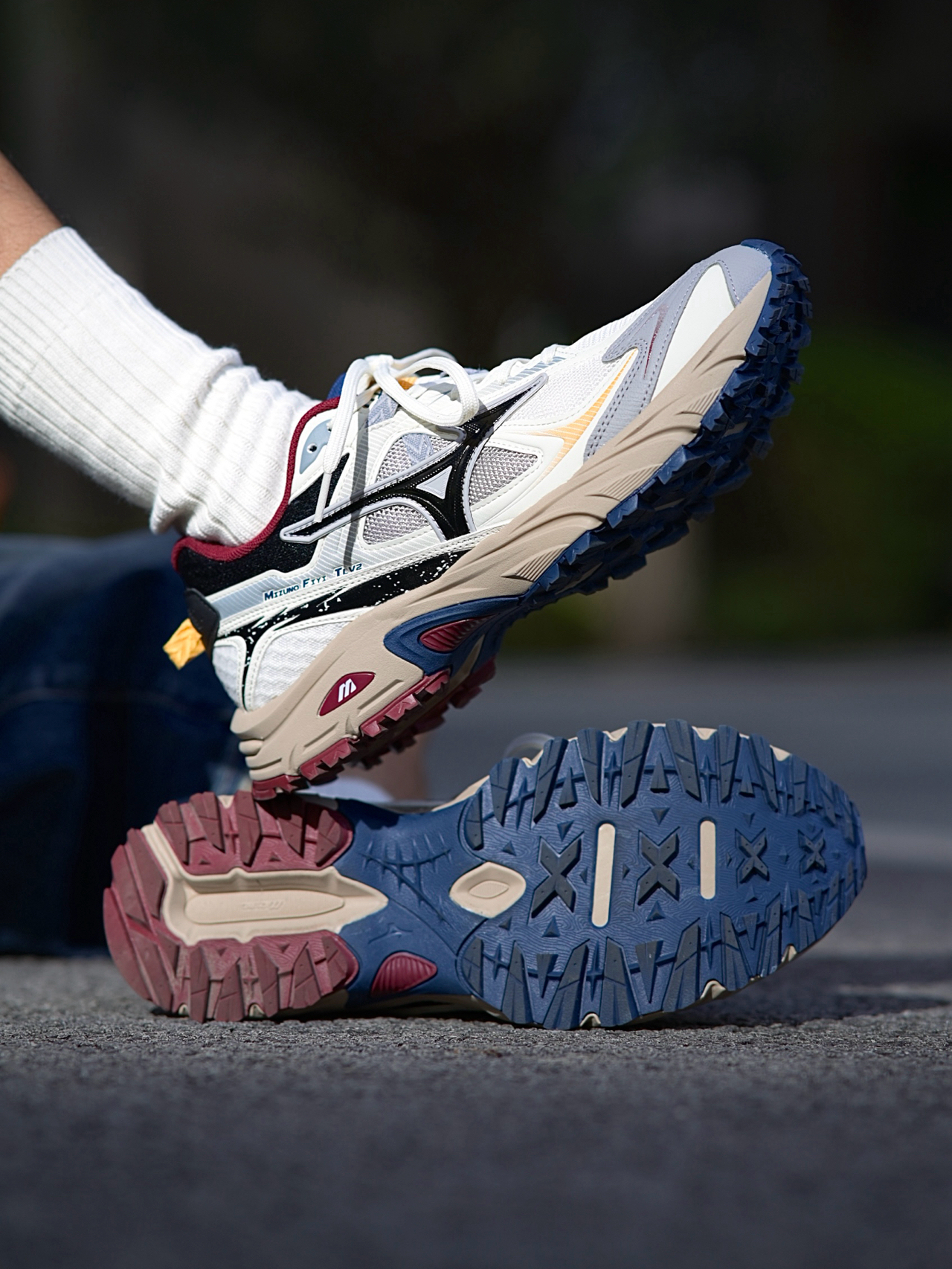 代購-Mizuno FIYI TL V2 山系 跑鞋 男女同款 豆腐白 D1GH251910