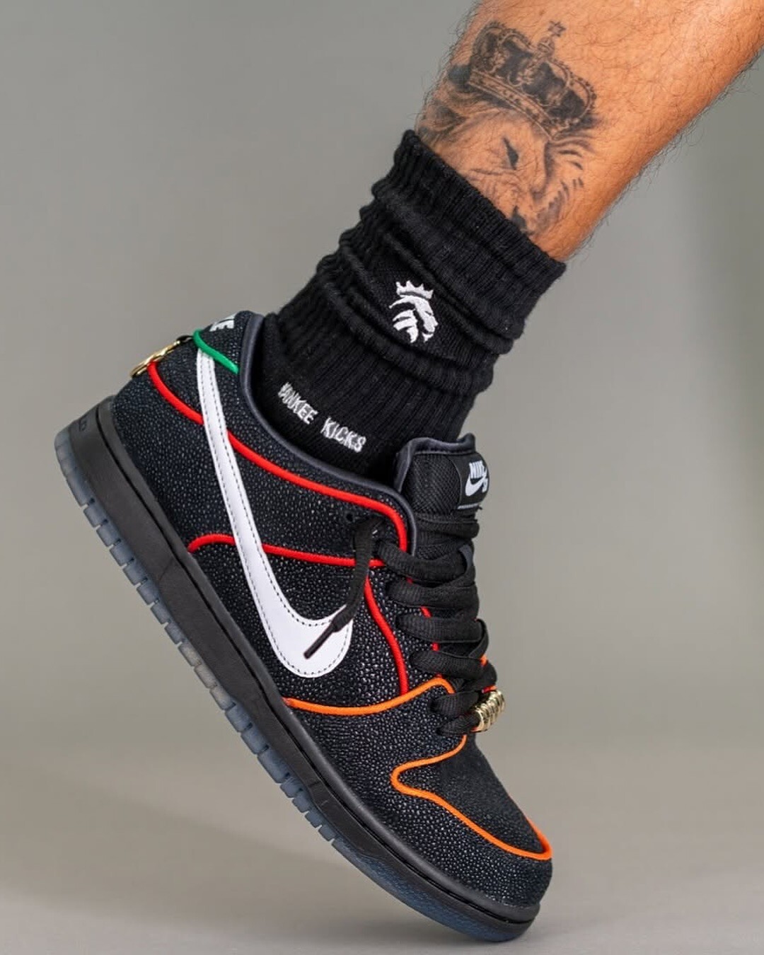 【Focus Store】預購 Bronx Girls Skate x Nike SB Dunk Low "Black and Challenge Red" 黑紅 HV1664-001