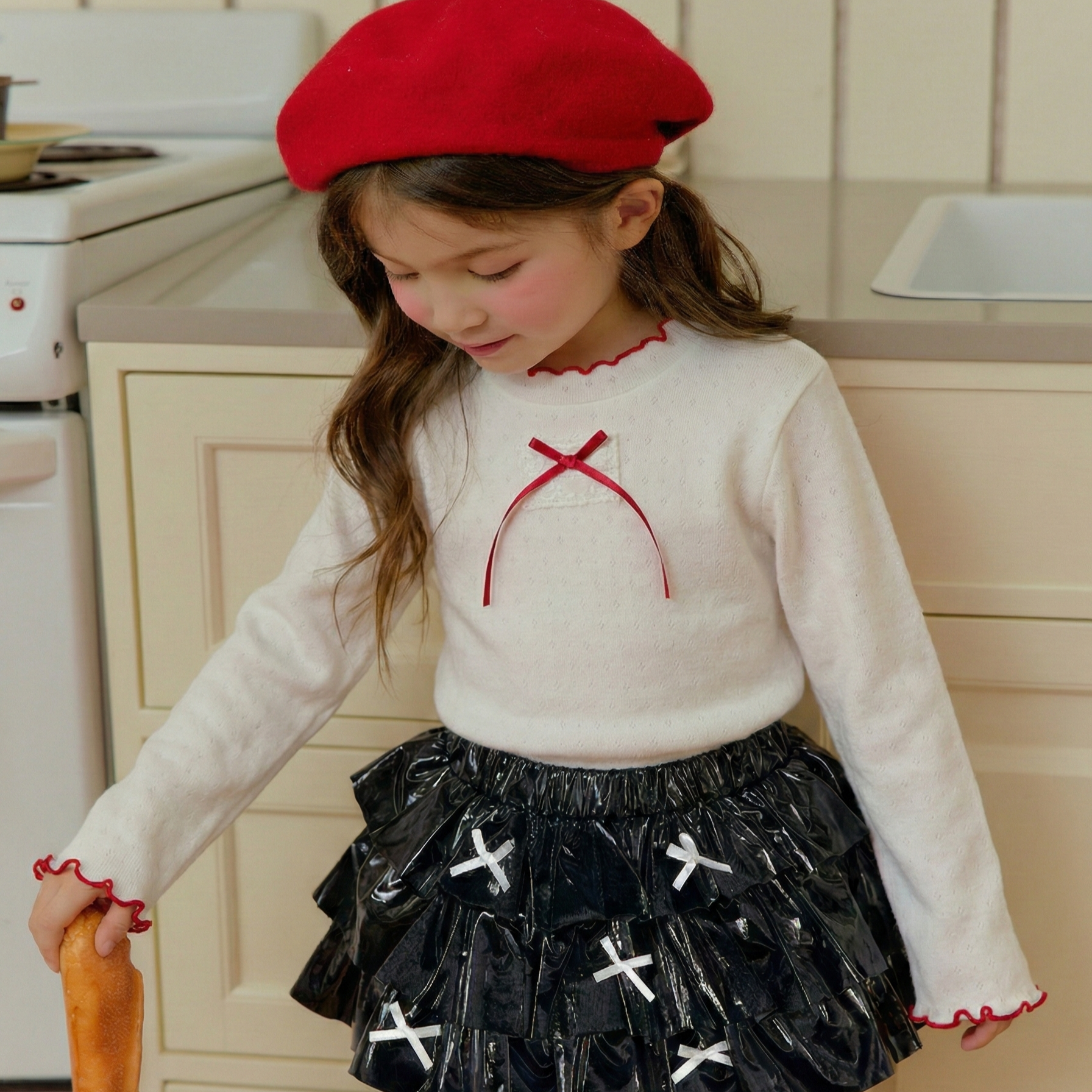 90-130 紅色捲邊緞帶上衣 2色