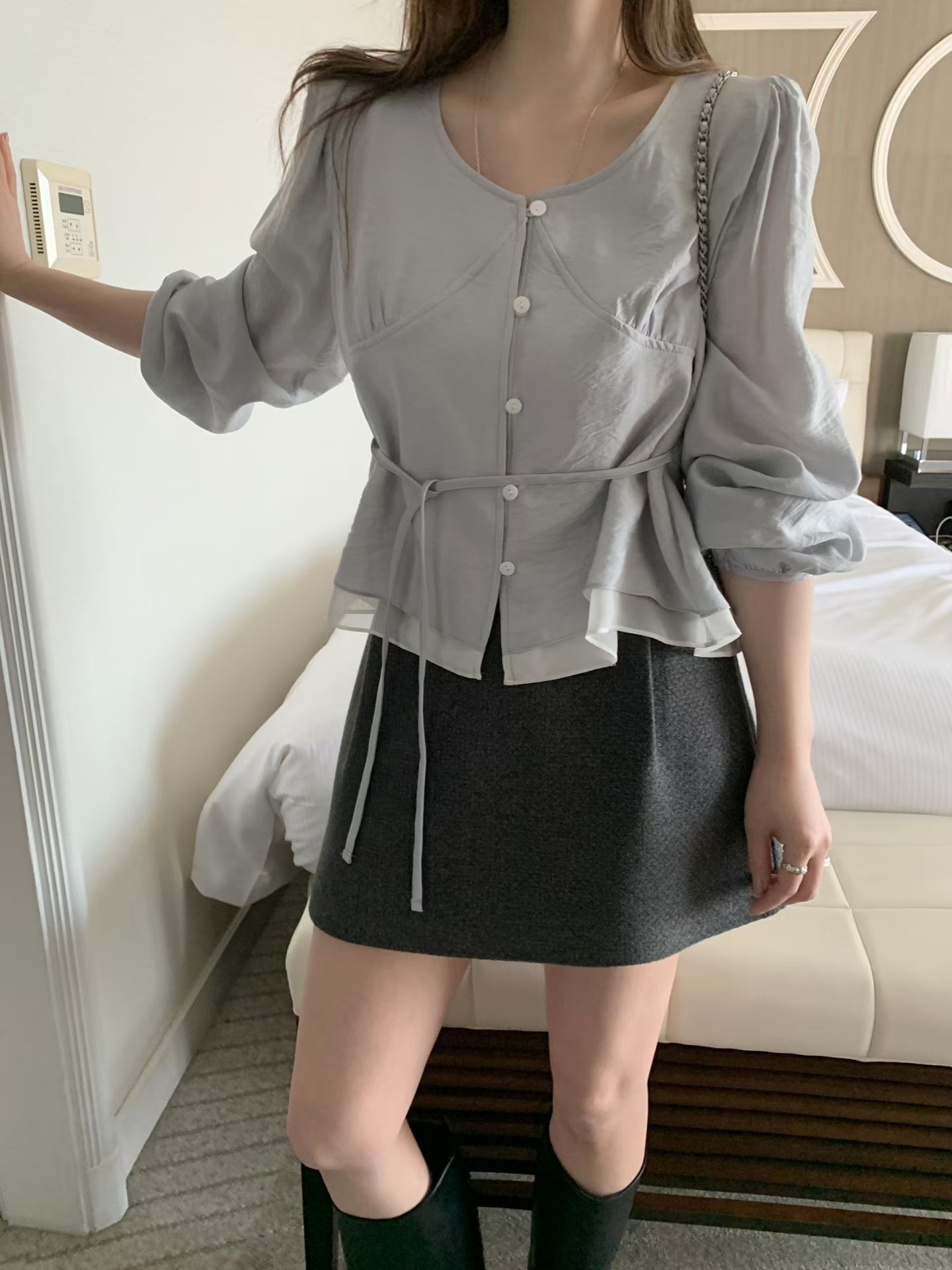 Loose fit rumi shirring strap blouse