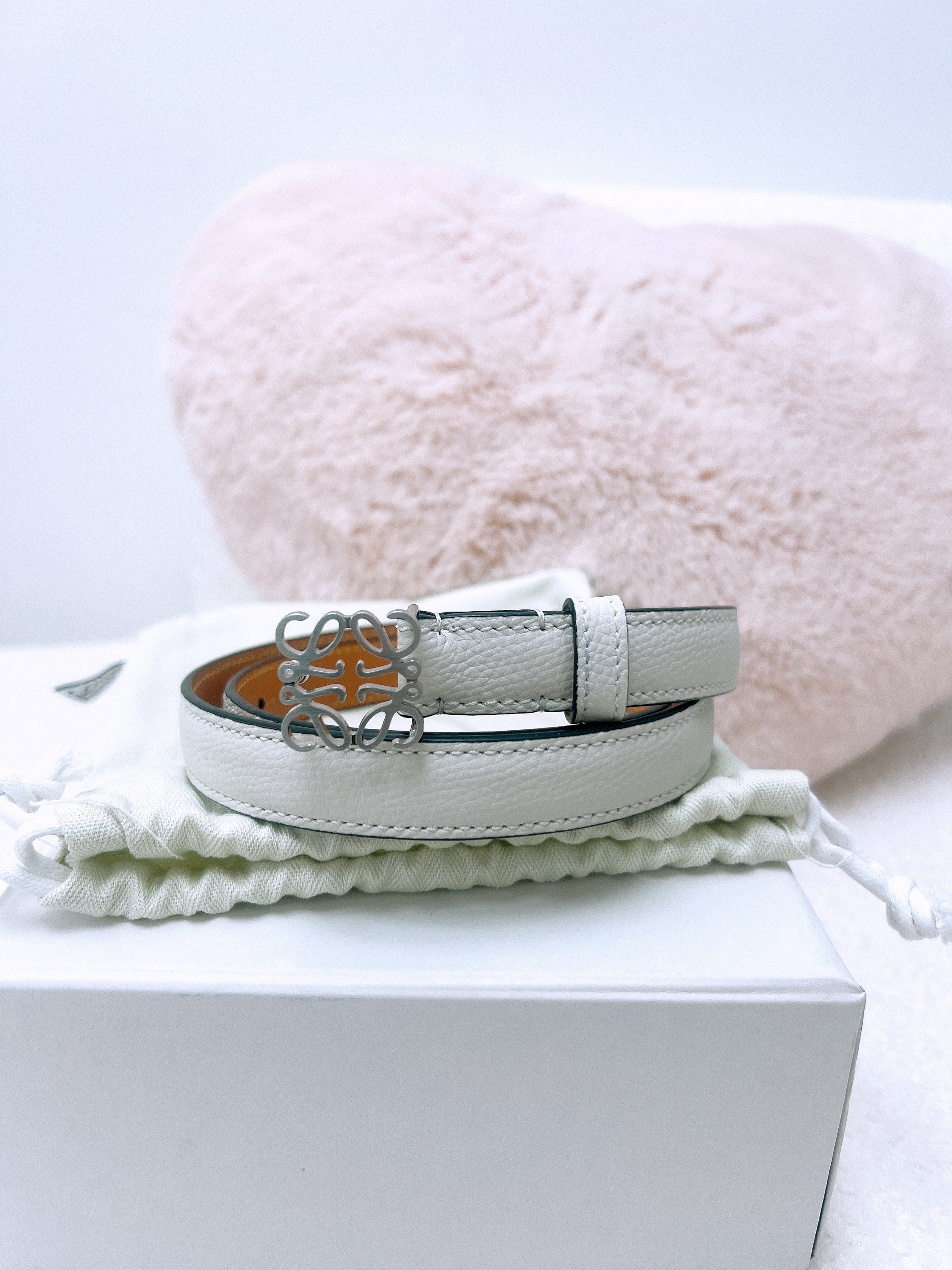 *Unused* Loewe anagram belt white (size 75)