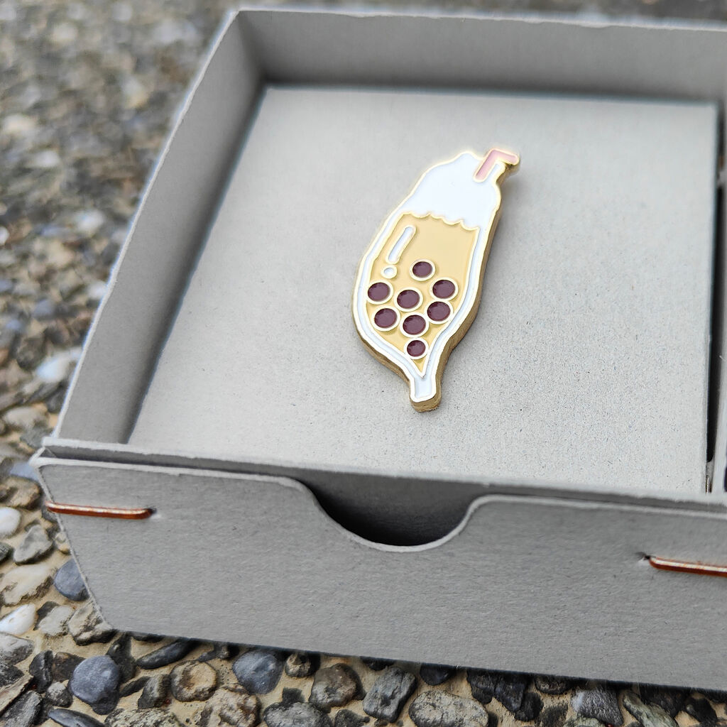 台灣珍珠奶茶 金屬徽章｜台灣 左翌設計