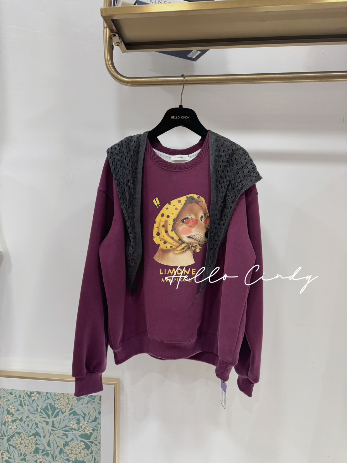 B01144 時尚紫色頭巾狗狗附手勾披肩大學T