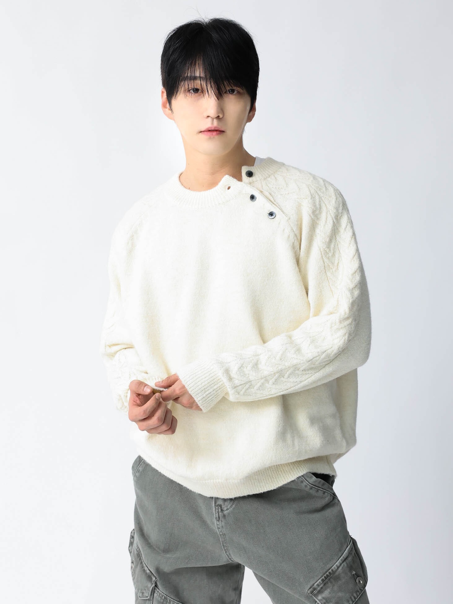 肩部紐扣提花袖針織衫