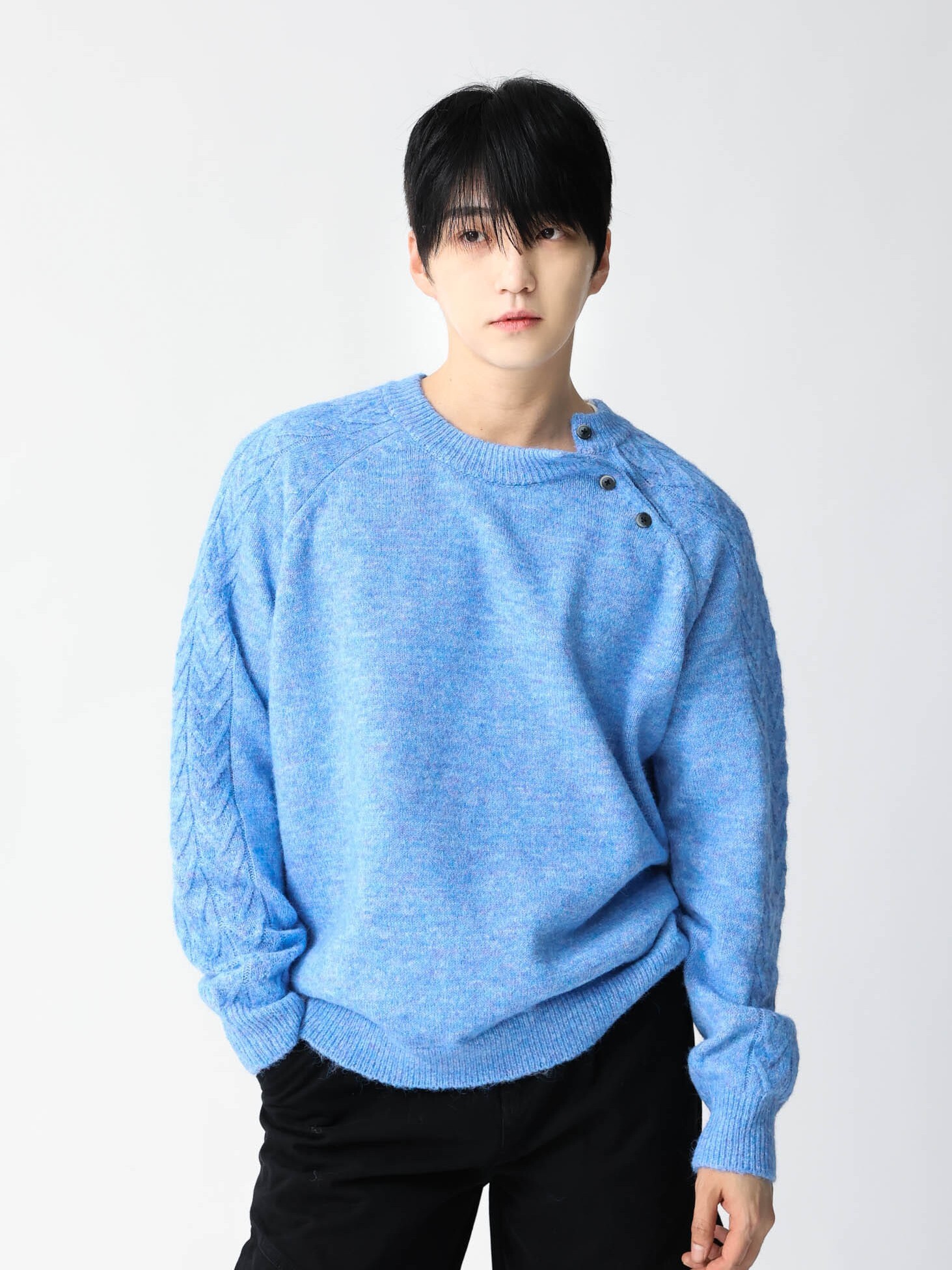 肩部紐扣提花袖針織衫