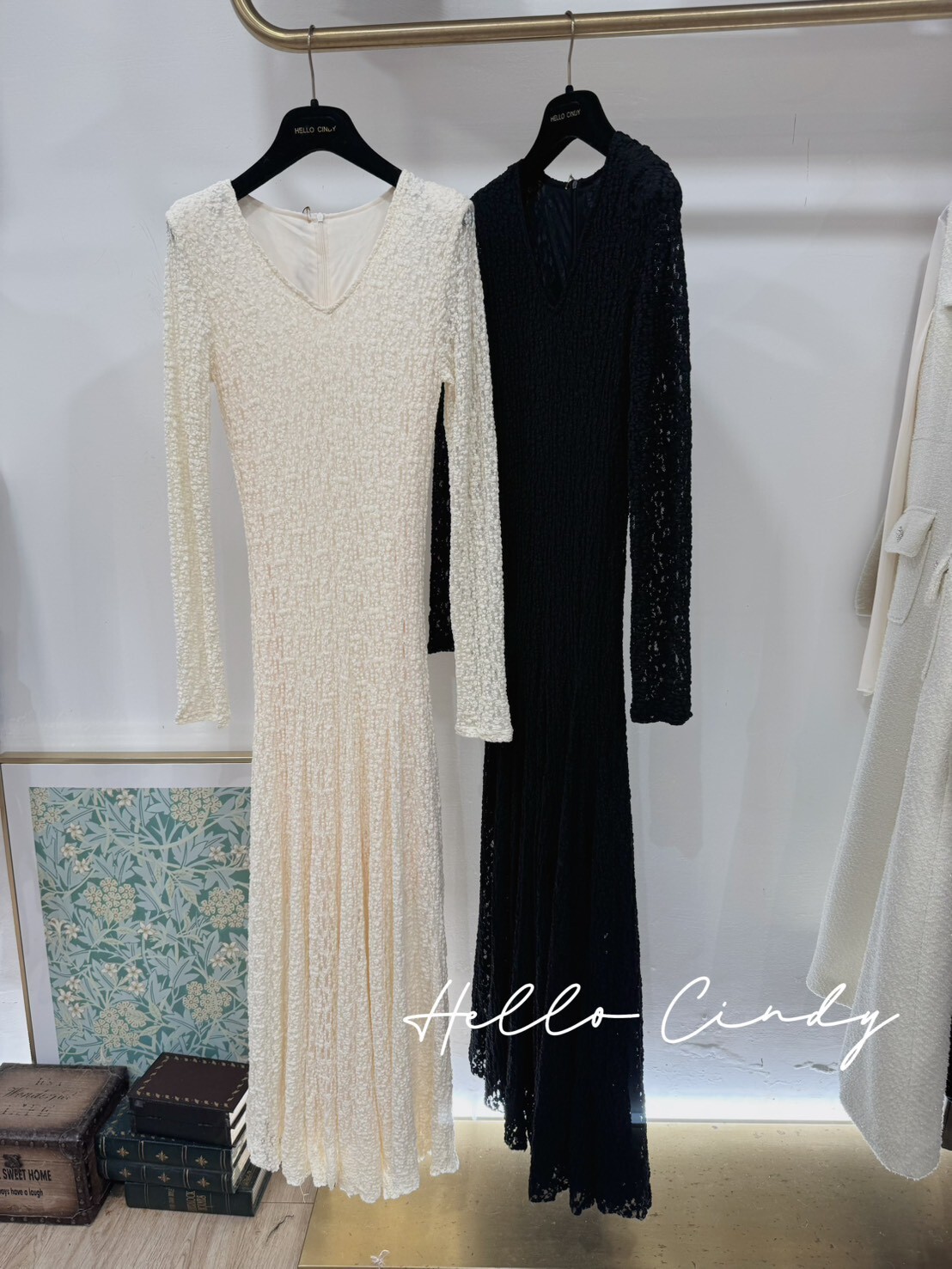 B01133 超美的法式全蕾絲V領浪漫合身款長洋裝