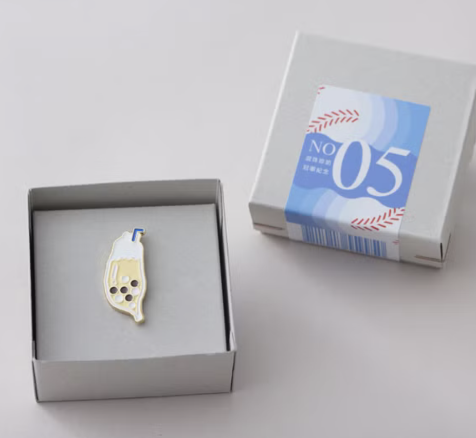 台灣混珠珍奶 金屬徽章｜台灣 左翌設計