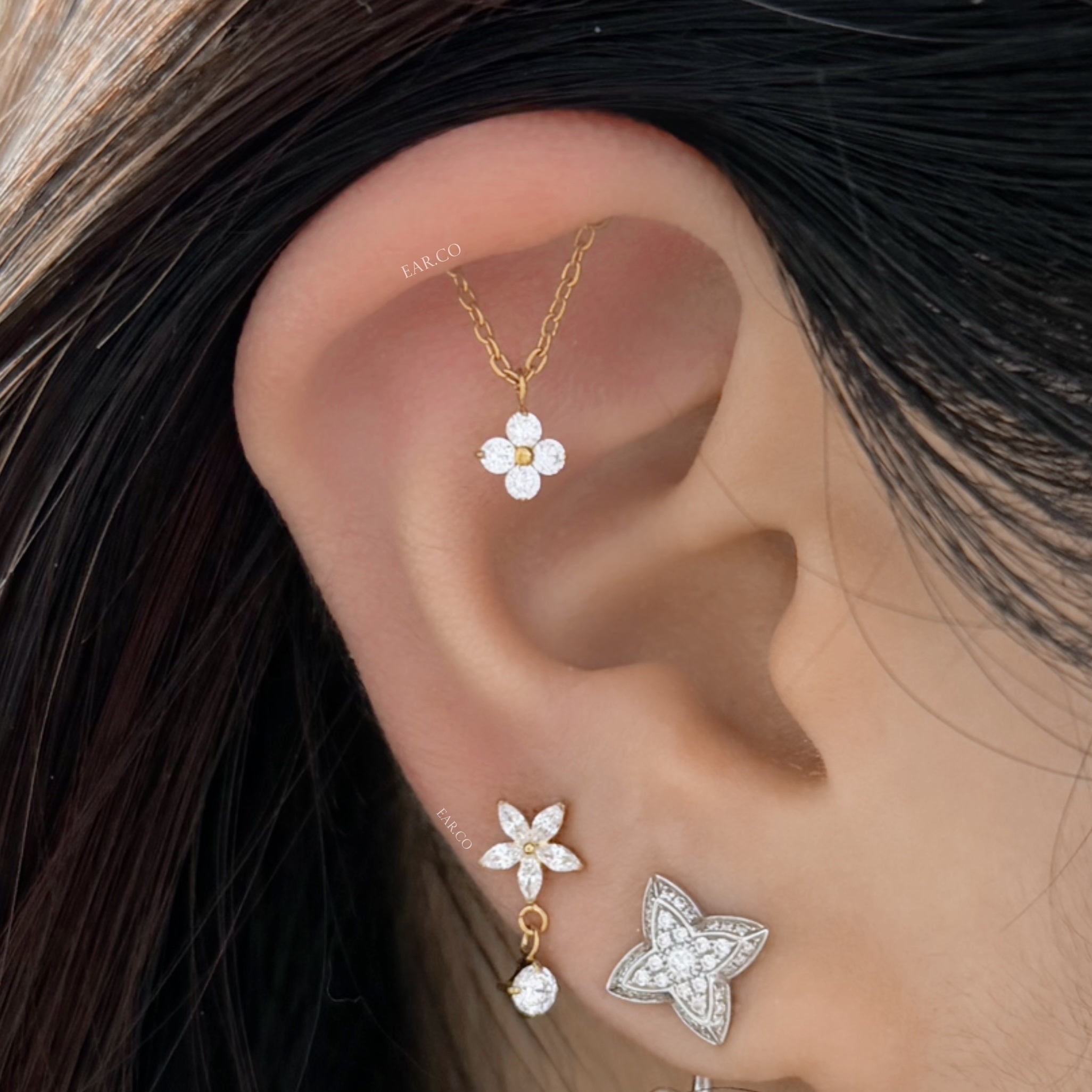 Hidden垂釣四葉草平頭耳門/耳珠/耳骨釘 [G23 Titanium]