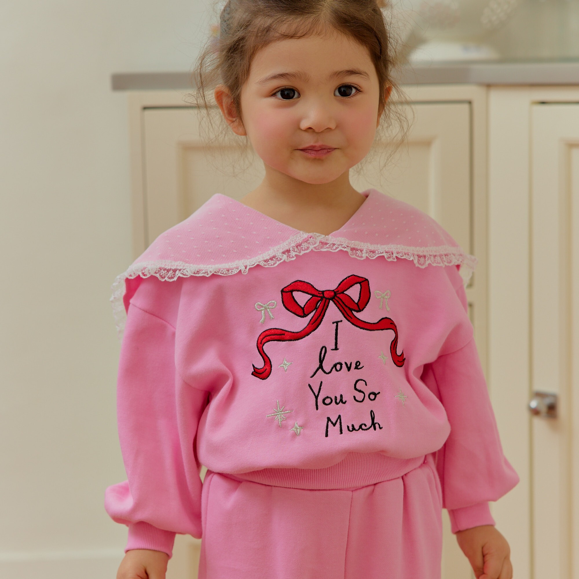 90-130 夢幻蕾絲翻領大學T 2色