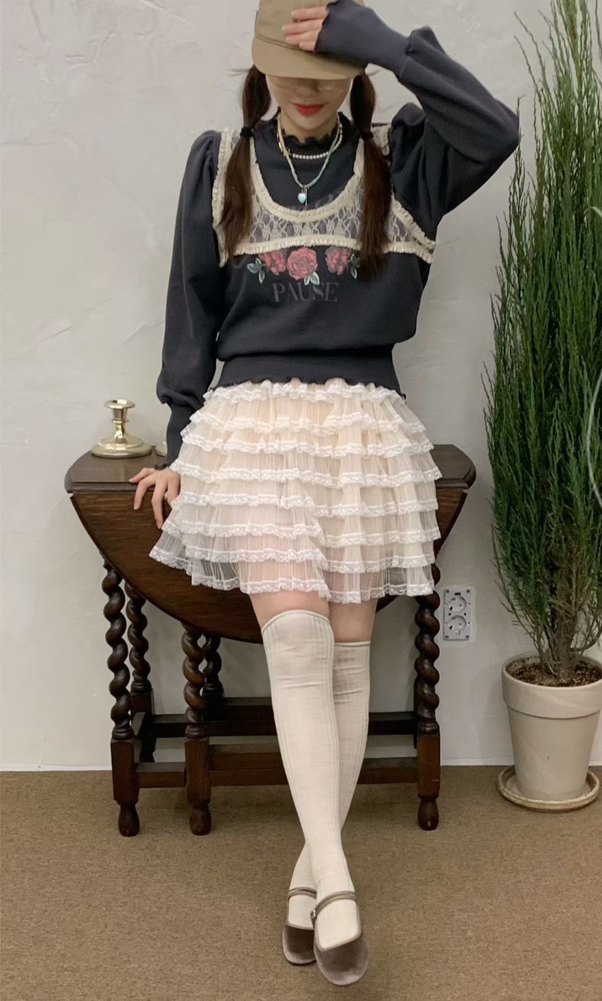 層蕾絲波浪短裙