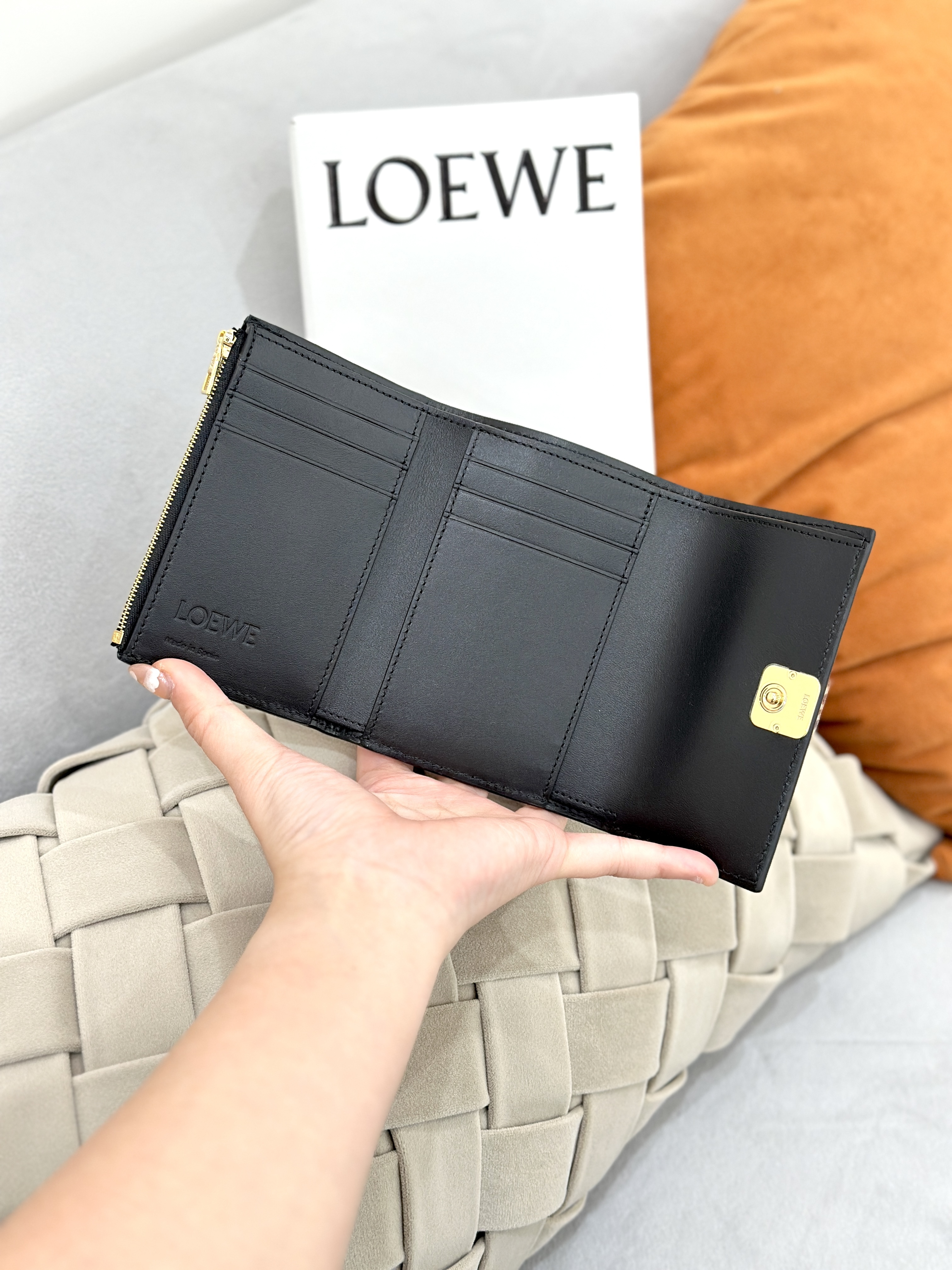 LOEWE Anagram Small Vertical Wallet