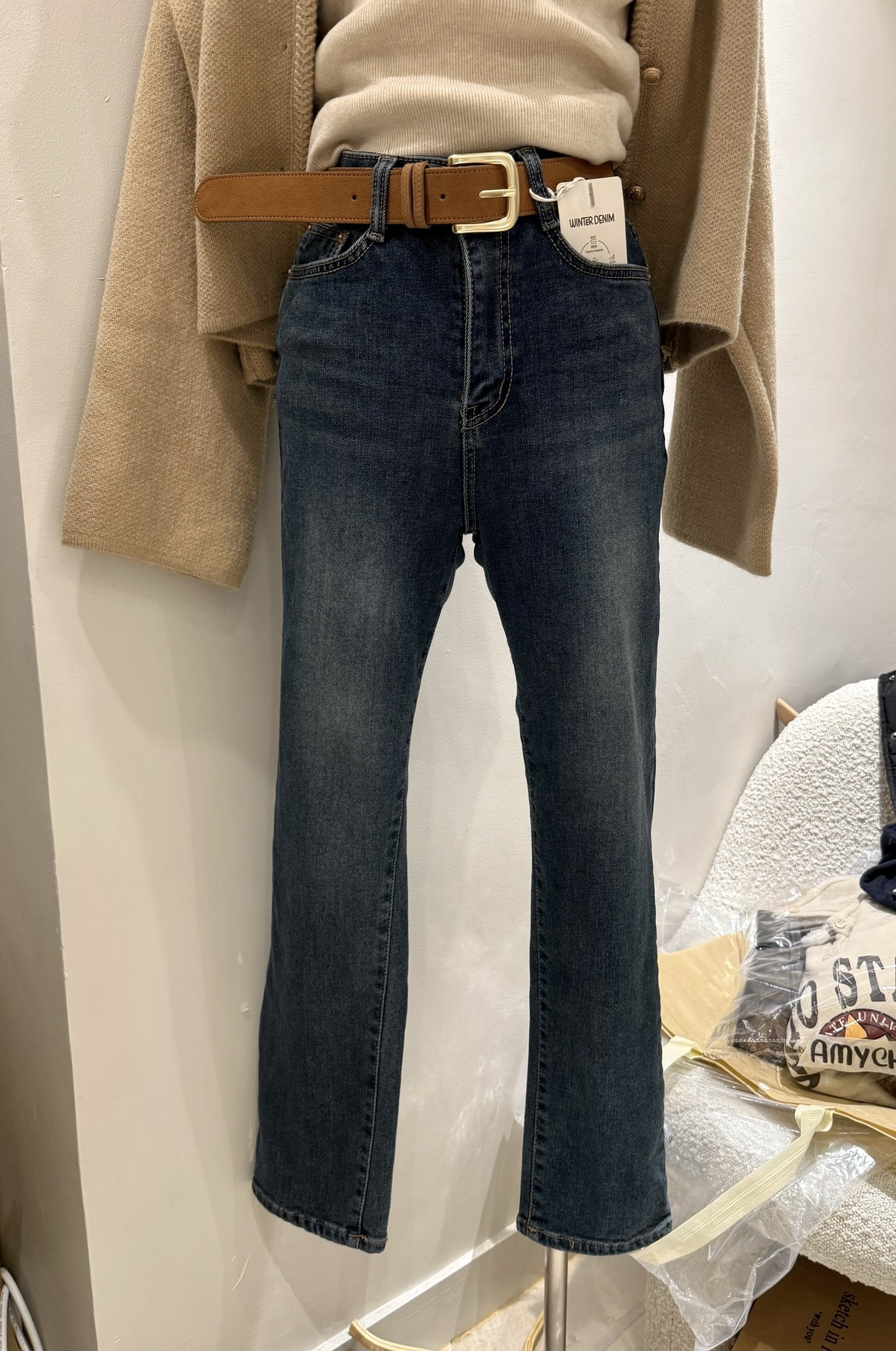 直腳像筋腰Jeans(有絨）