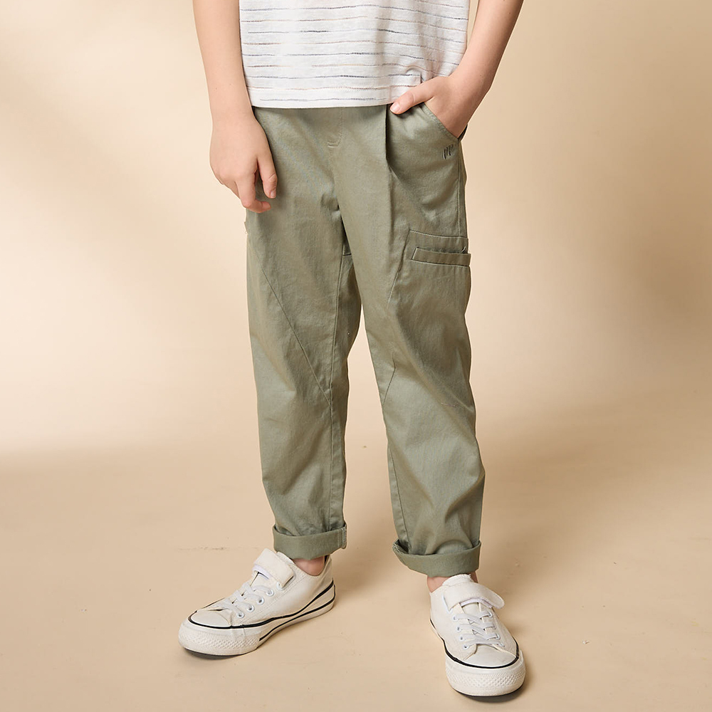 PIPPY 休閒風褲管剪接裝飾口袋長褲 綠