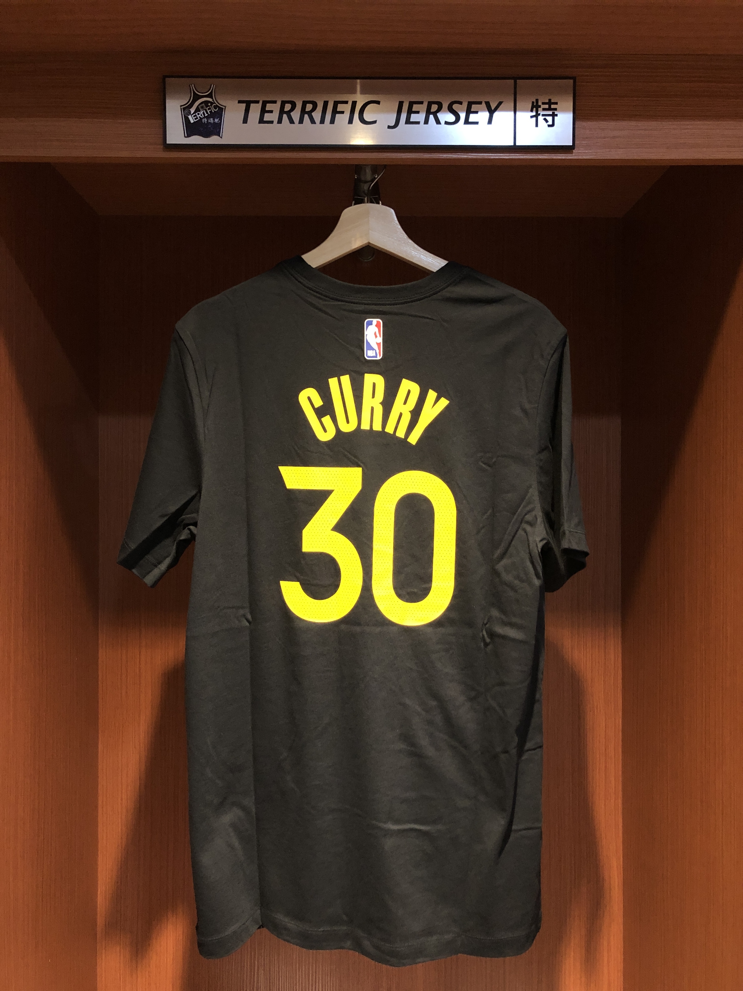 NBA短袖 Stephen Curry 金州勇士黑 Statement Jordan Player Name Tee 棉質 短袖 全新