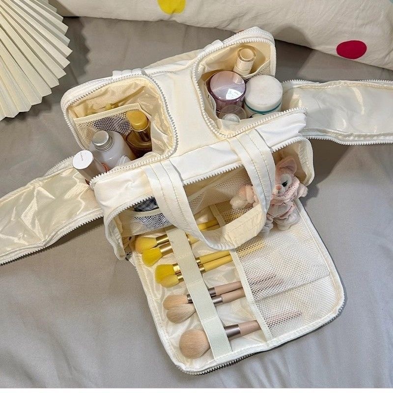 预购 高颜值妈咪包女多层便携式轻便大容量