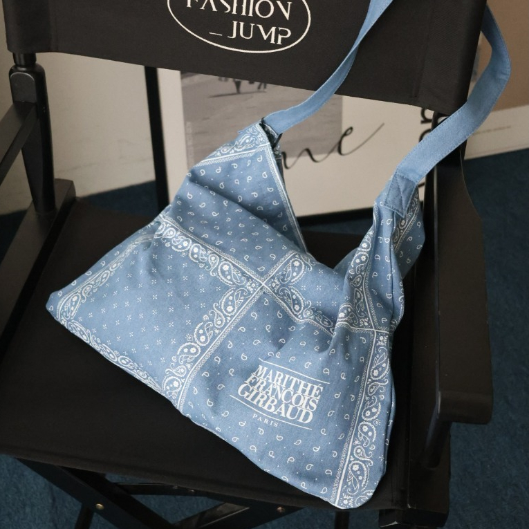 （現貨）MARITHE BANDANA 圖騰 單肩 環保袋 MFG45UBG215